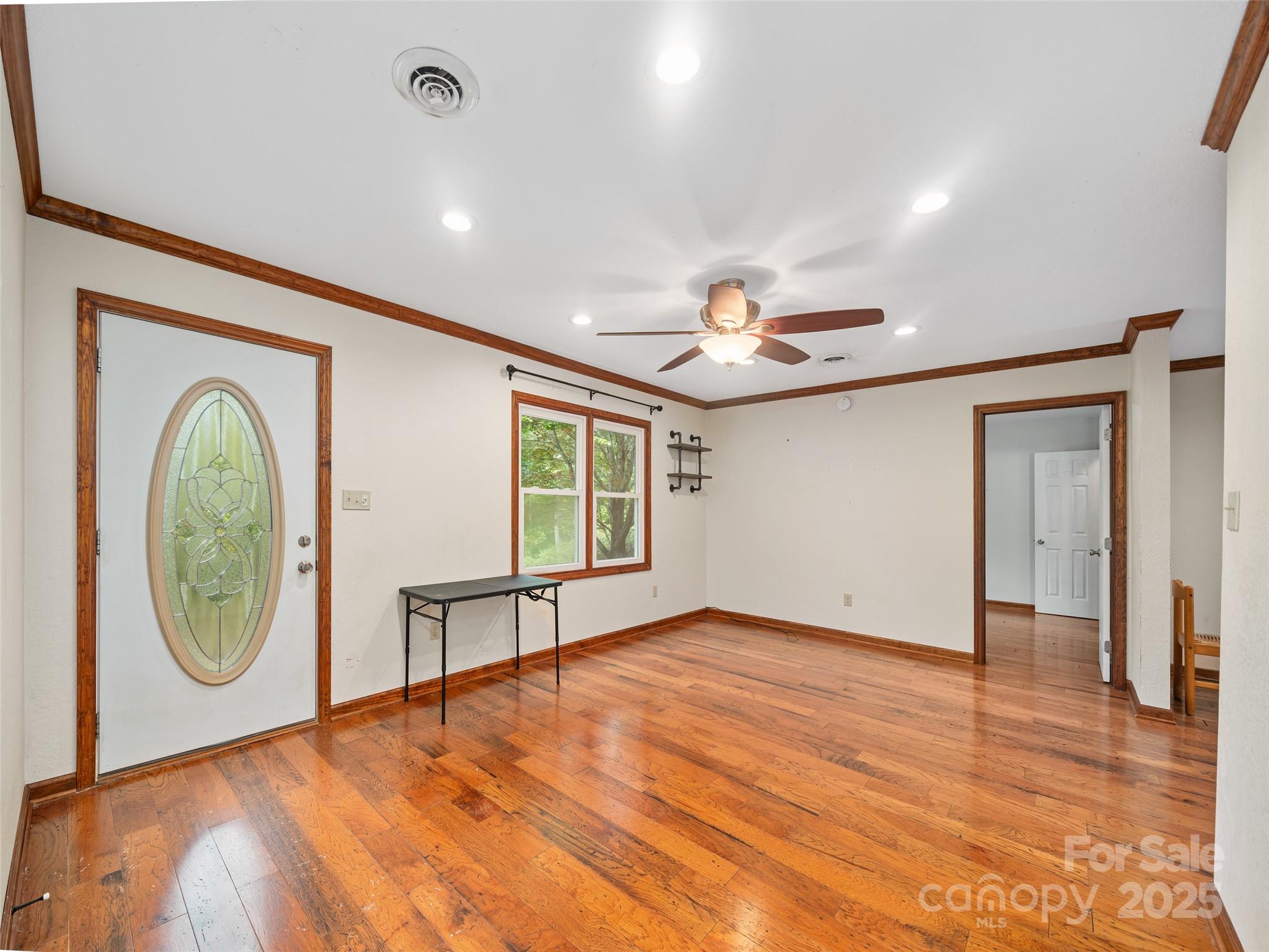 158 Dover Lane — Spruce Pine