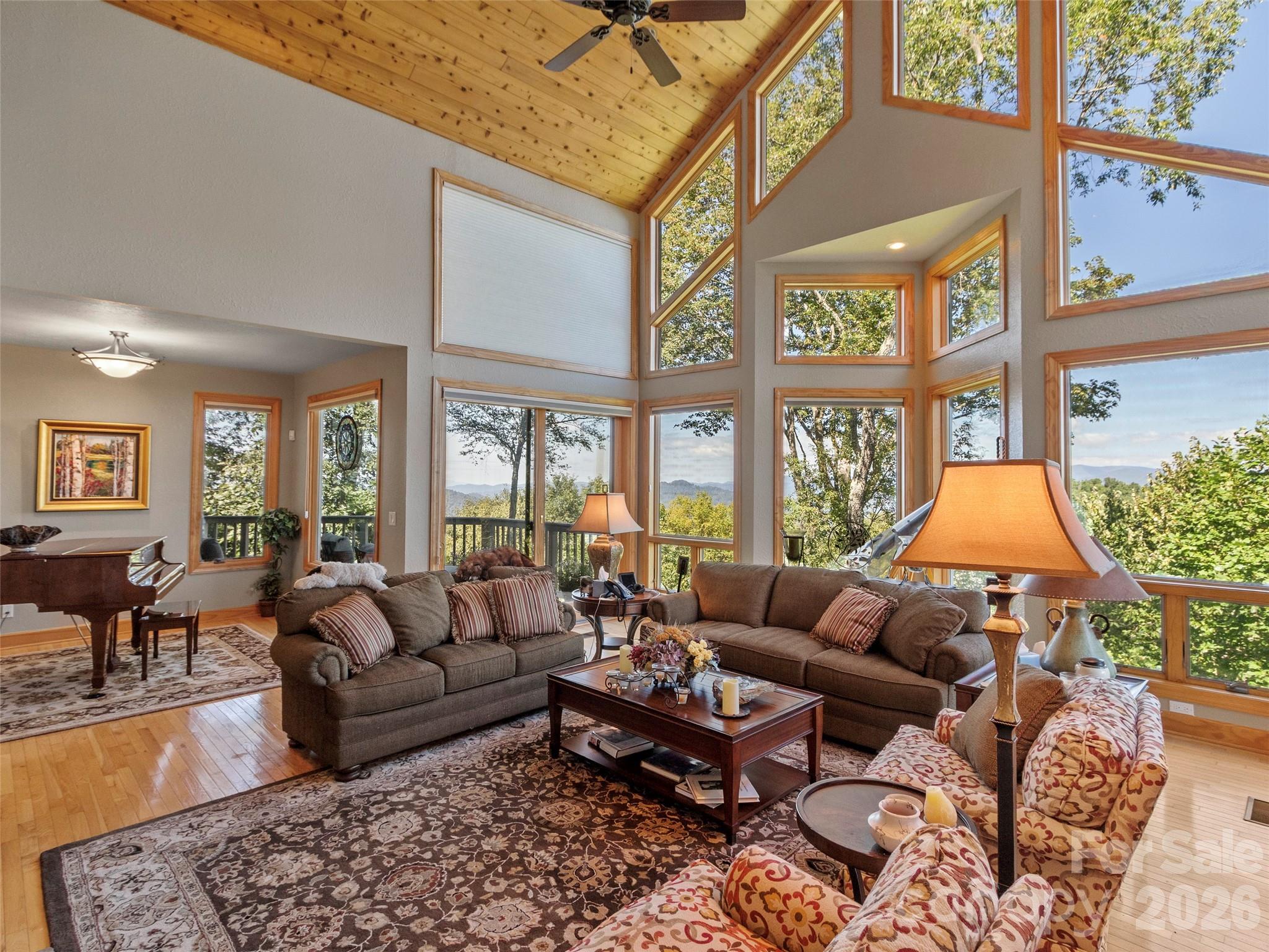 350 Ball Camp Road — Burnsville