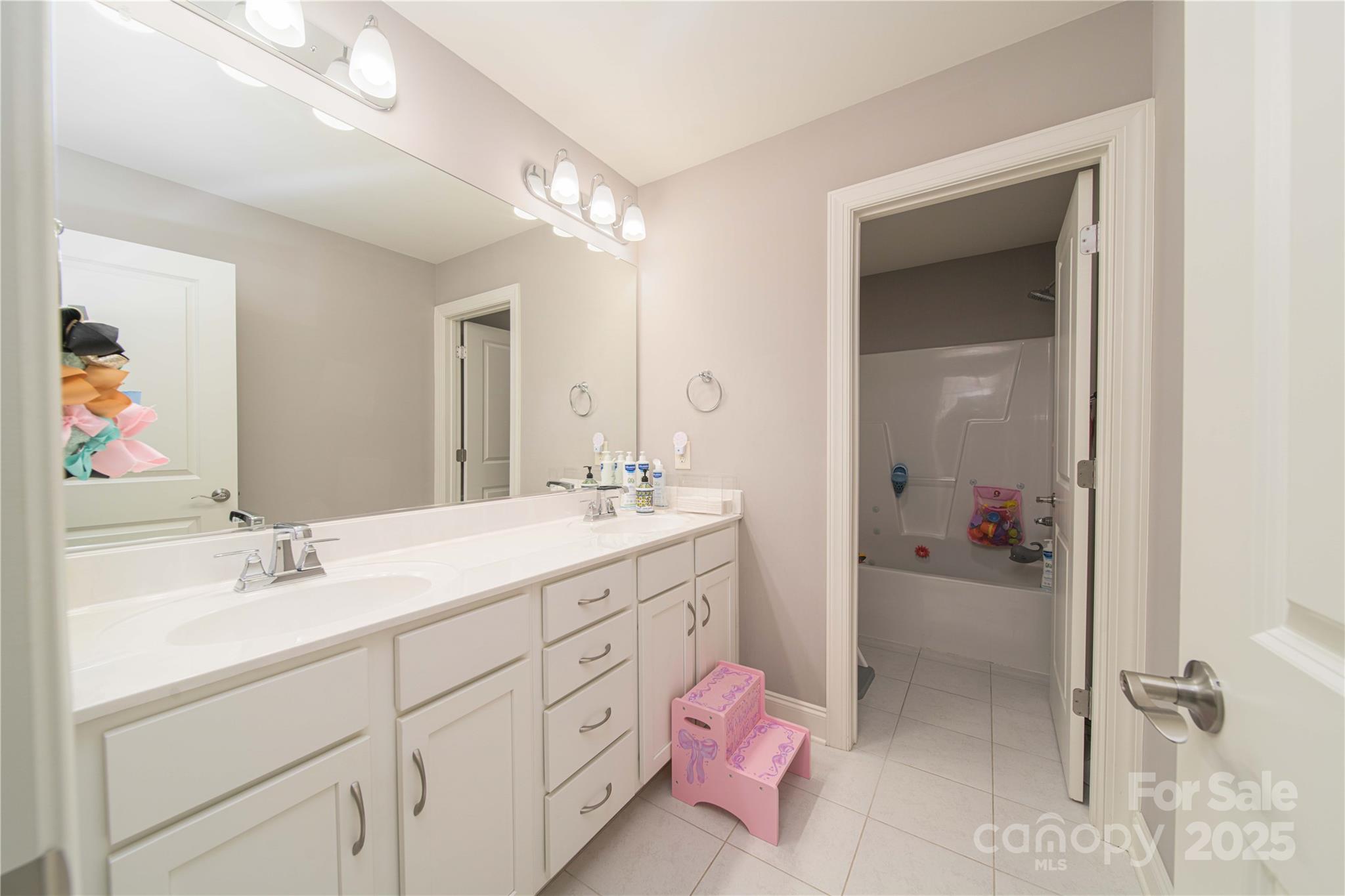 153 Caudle Meadows Drive — Advance