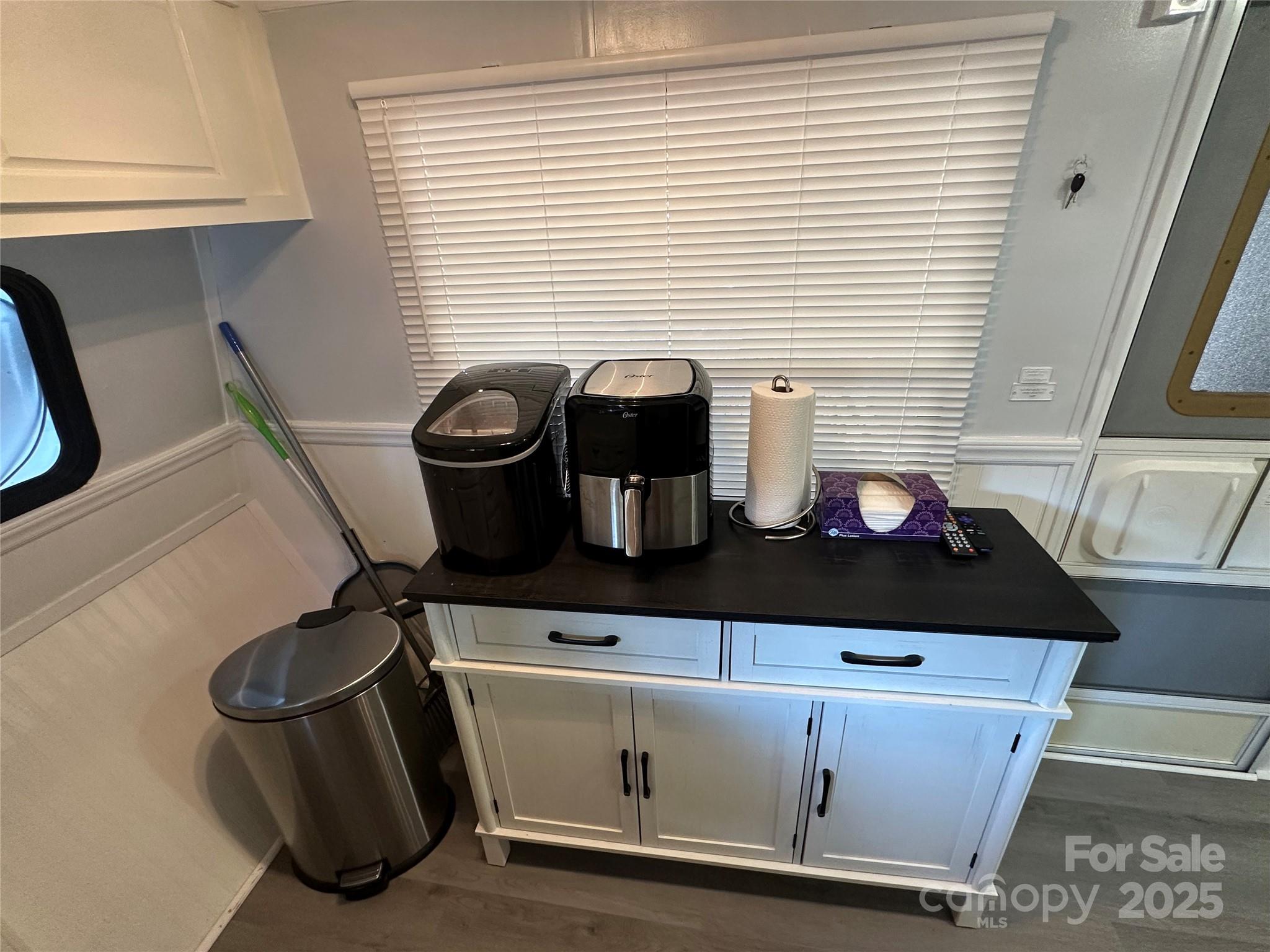 110 Meadowview Circle — New London
