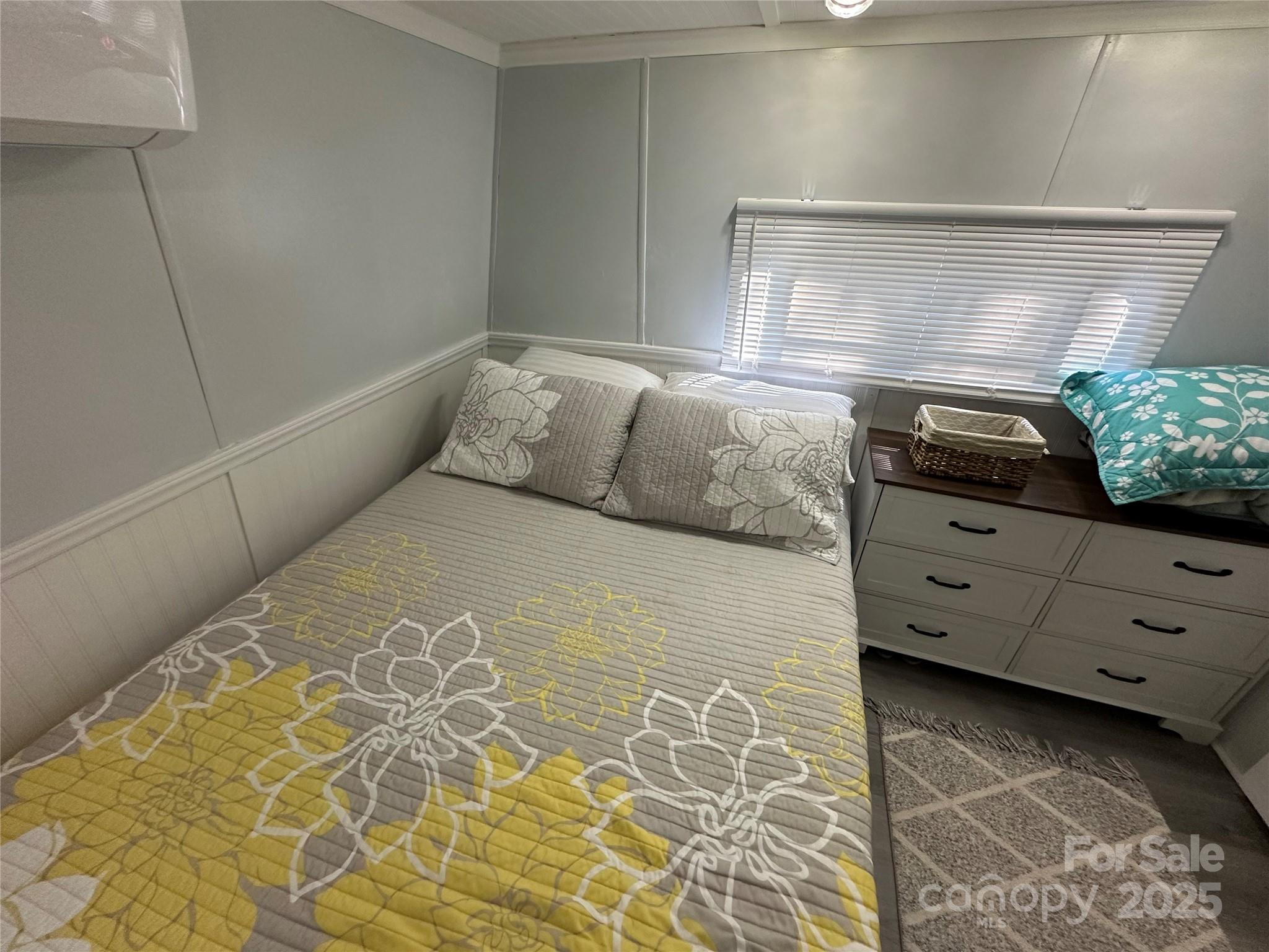 110 Meadowview Circle — New London