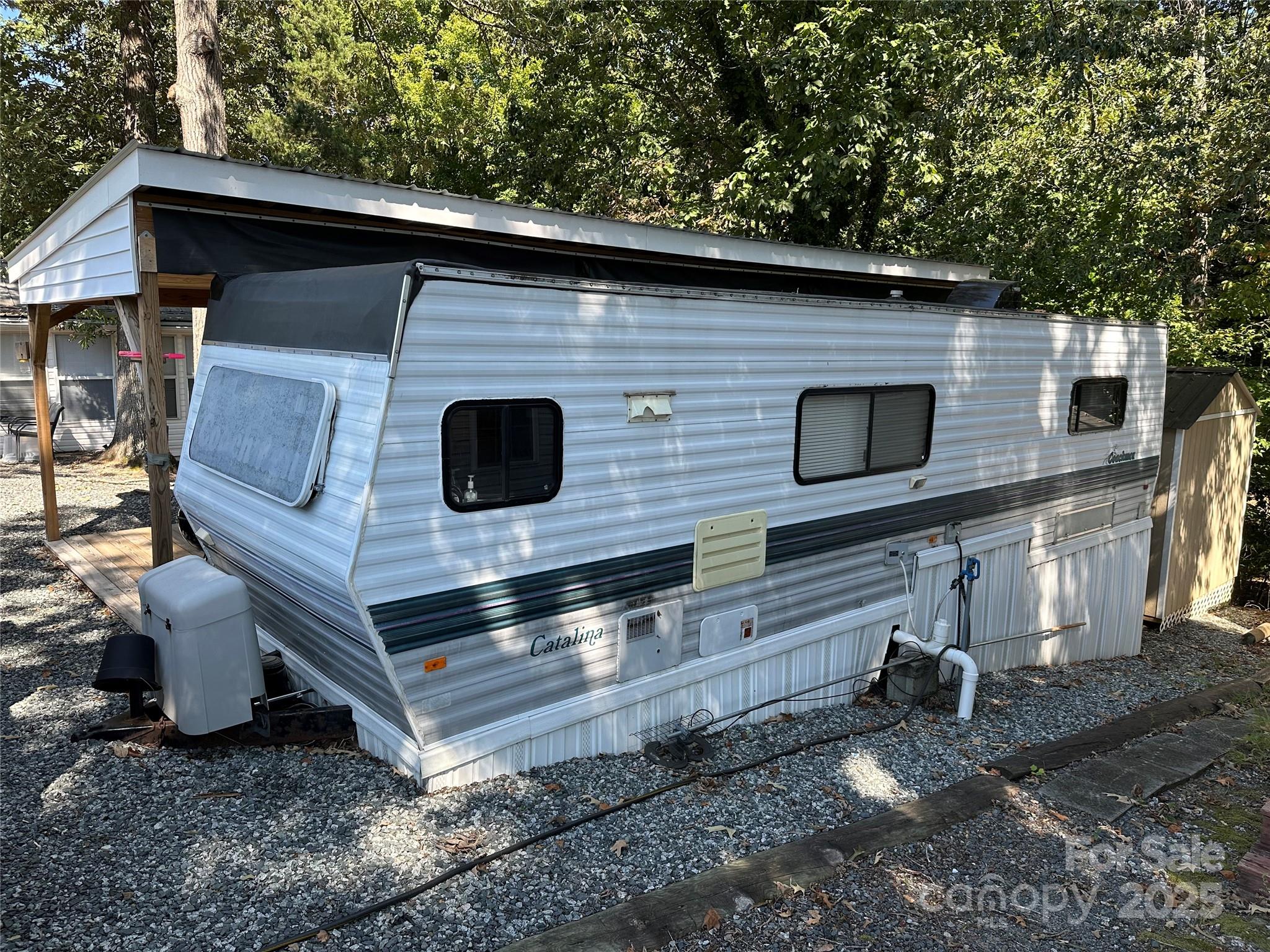 110 Meadowview Circle — New London