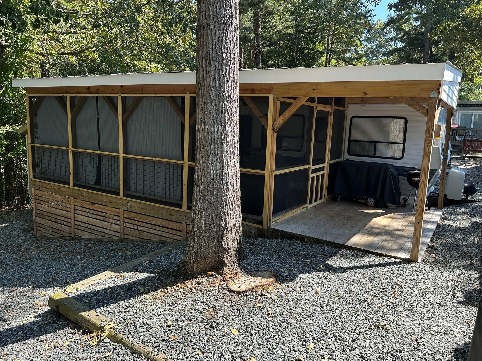 110 Meadowview Circle — New London