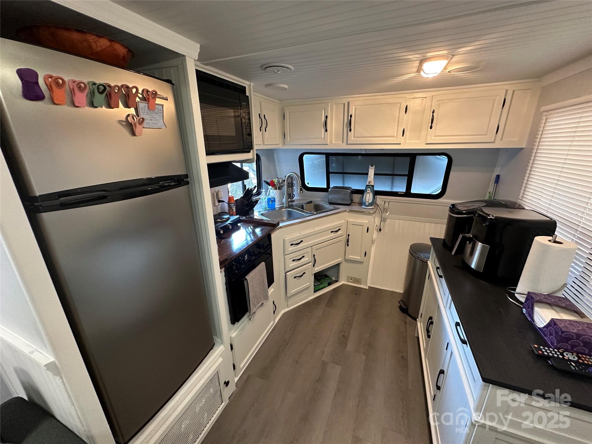 110 Meadowview Circle — New London