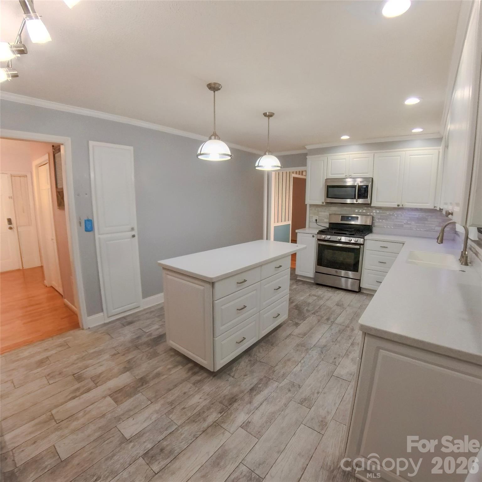 510 4th Avenue NE — Conover