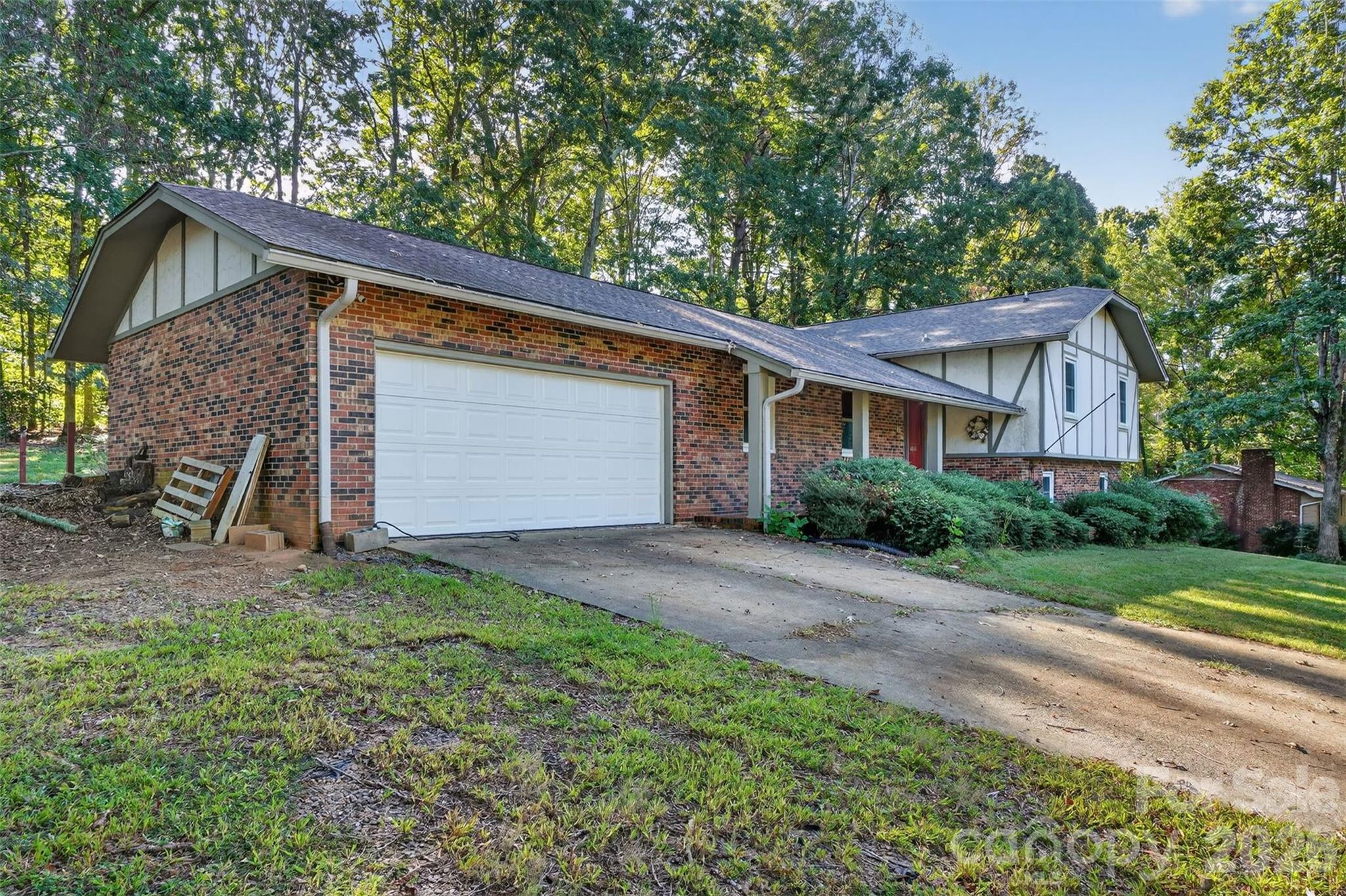 510 4th Avenue NE — Conover