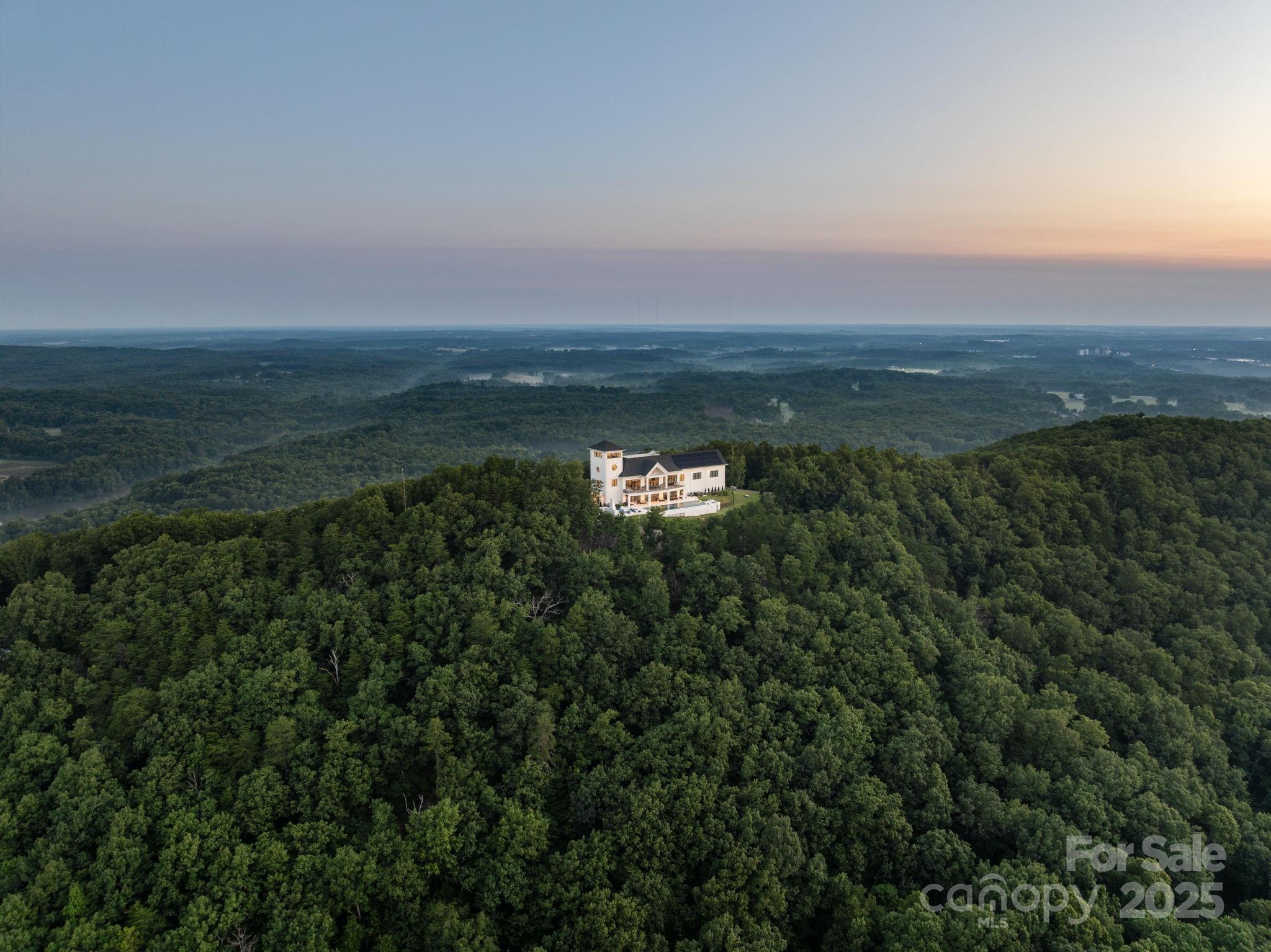 1475 Fawn Drive — Asheboro