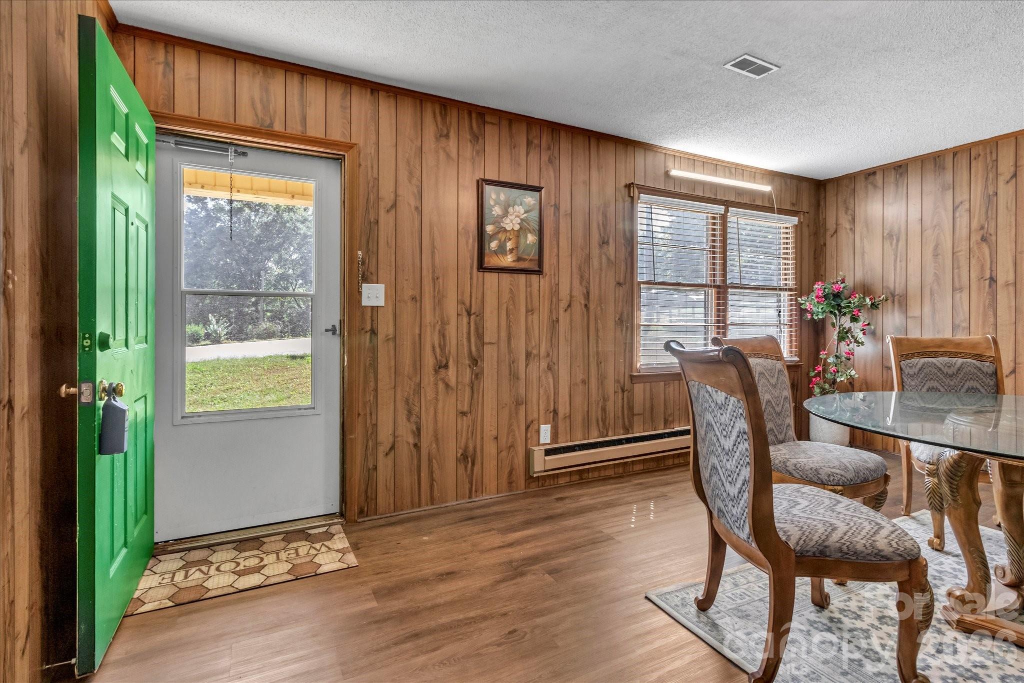 607 Waylen Street — Shelby