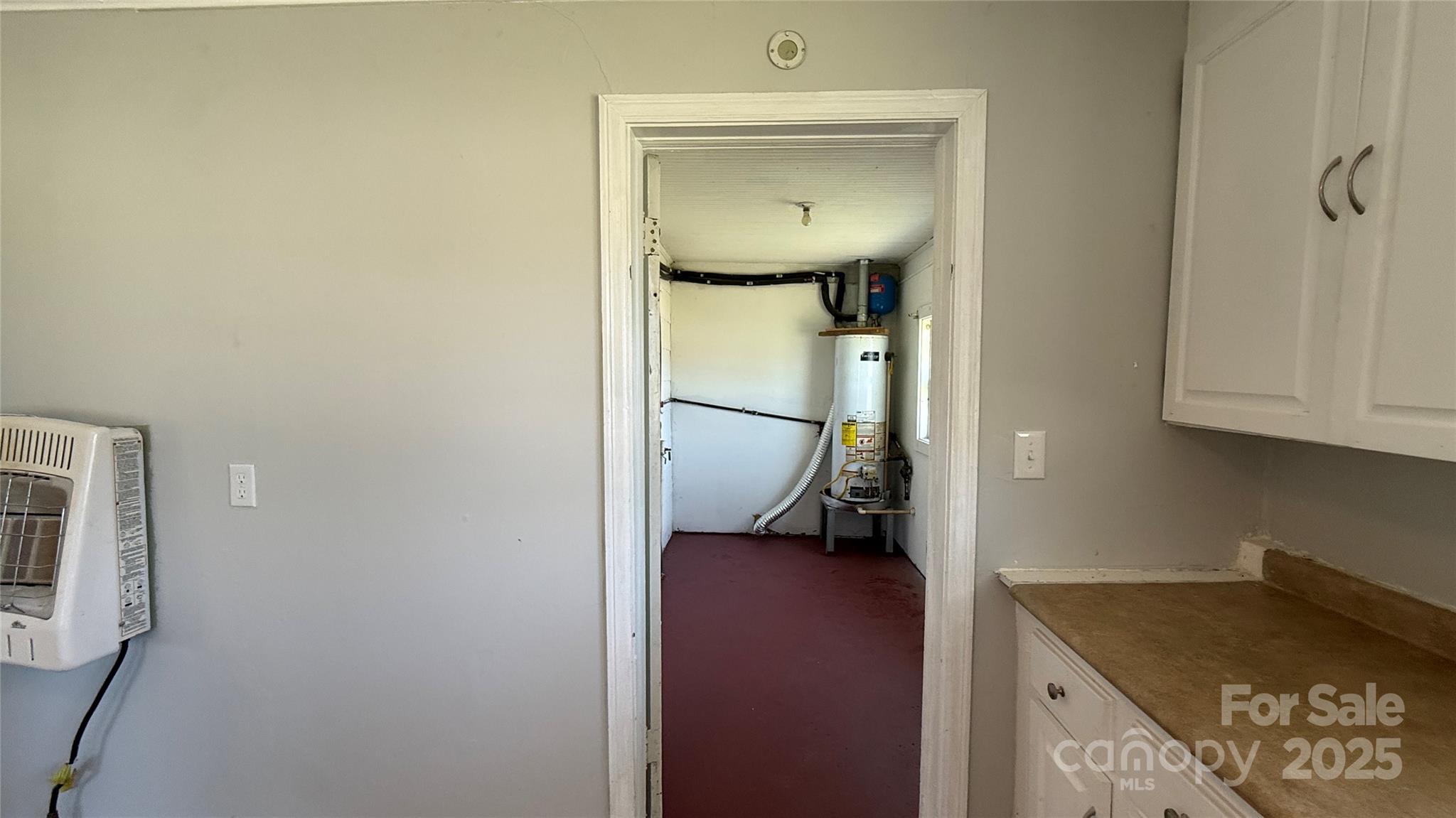 3839 W Dixon Boulevard — Shelby