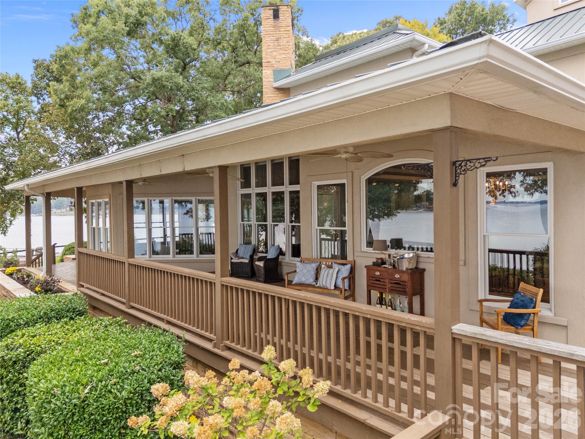 1890 Yacht Club Drive — Denver