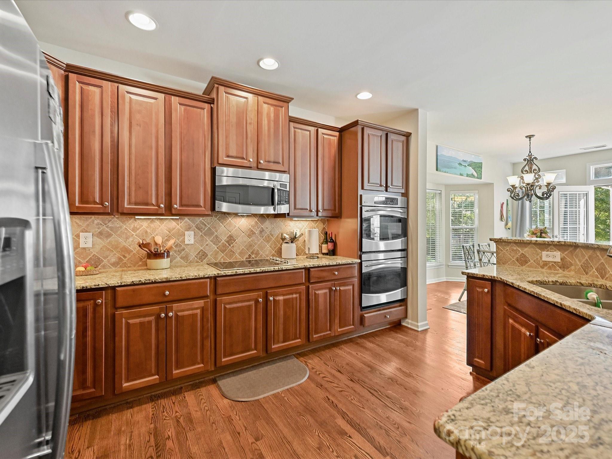 405 Armour Street — Davidson