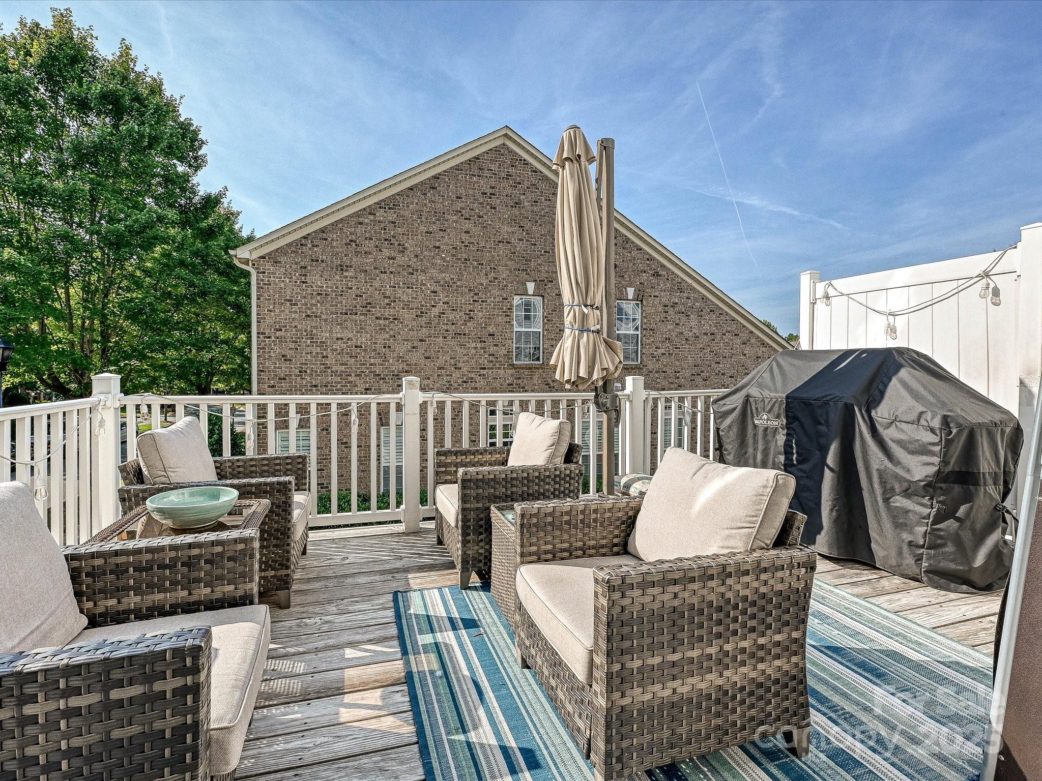 405 Armour Street — Davidson