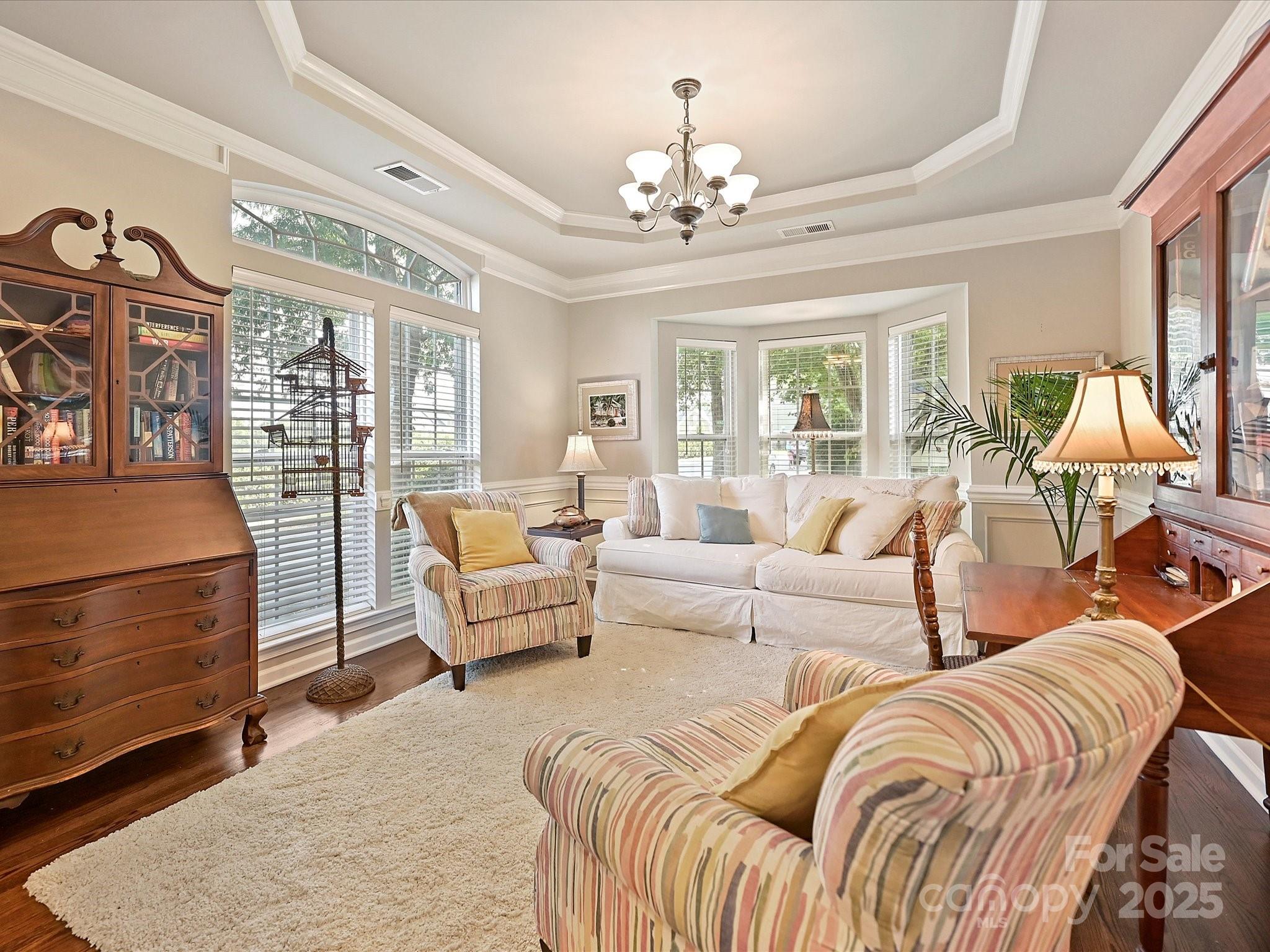 405 Armour Street — Davidson