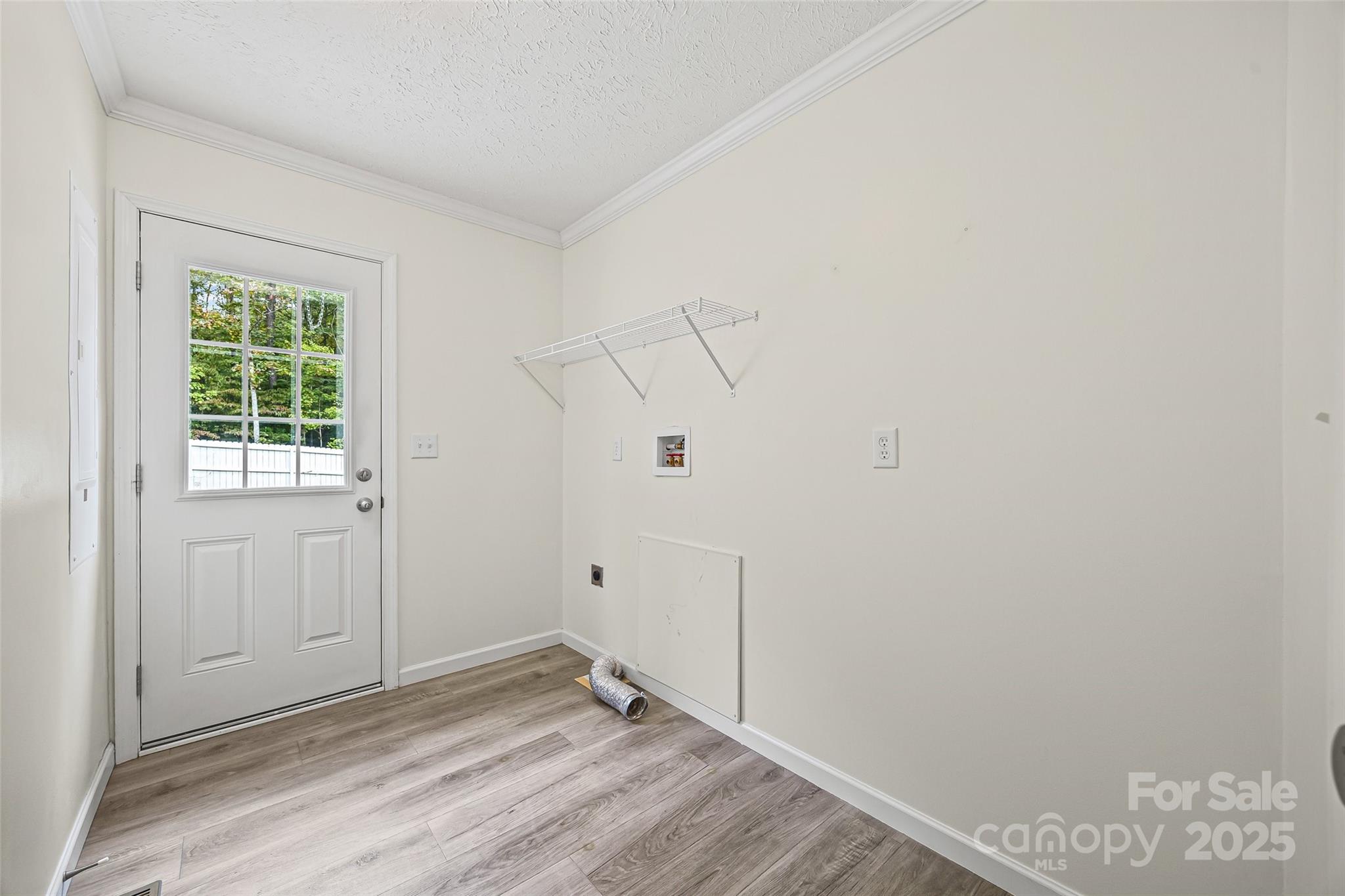 2025 Kisatchie Drive — Hickory Grove