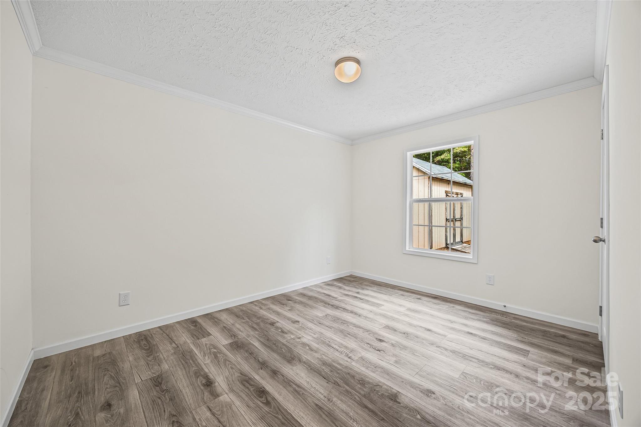 2025 Kisatchie Drive — Hickory Grove