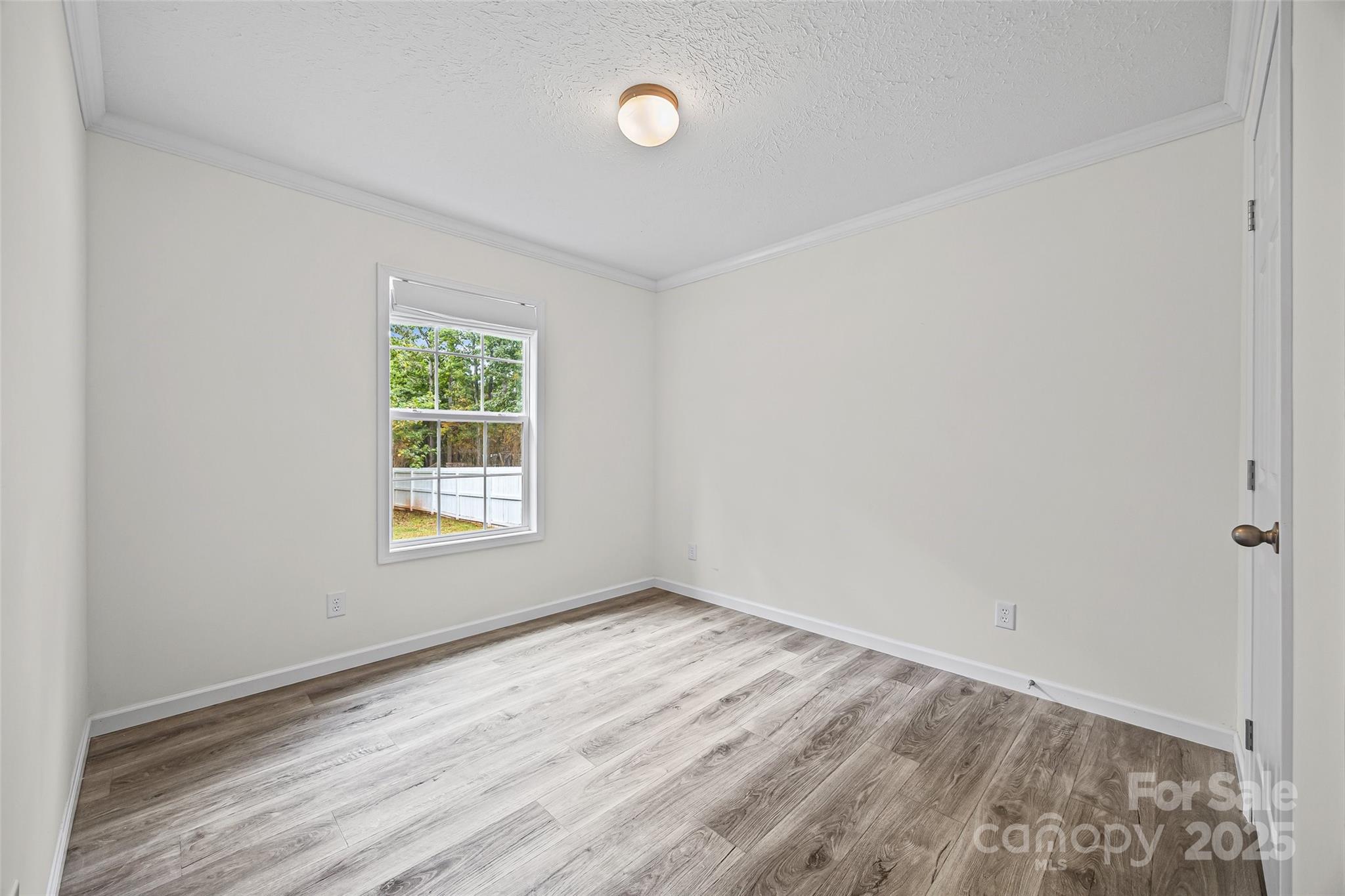 2025 Kisatchie Drive — Hickory Grove