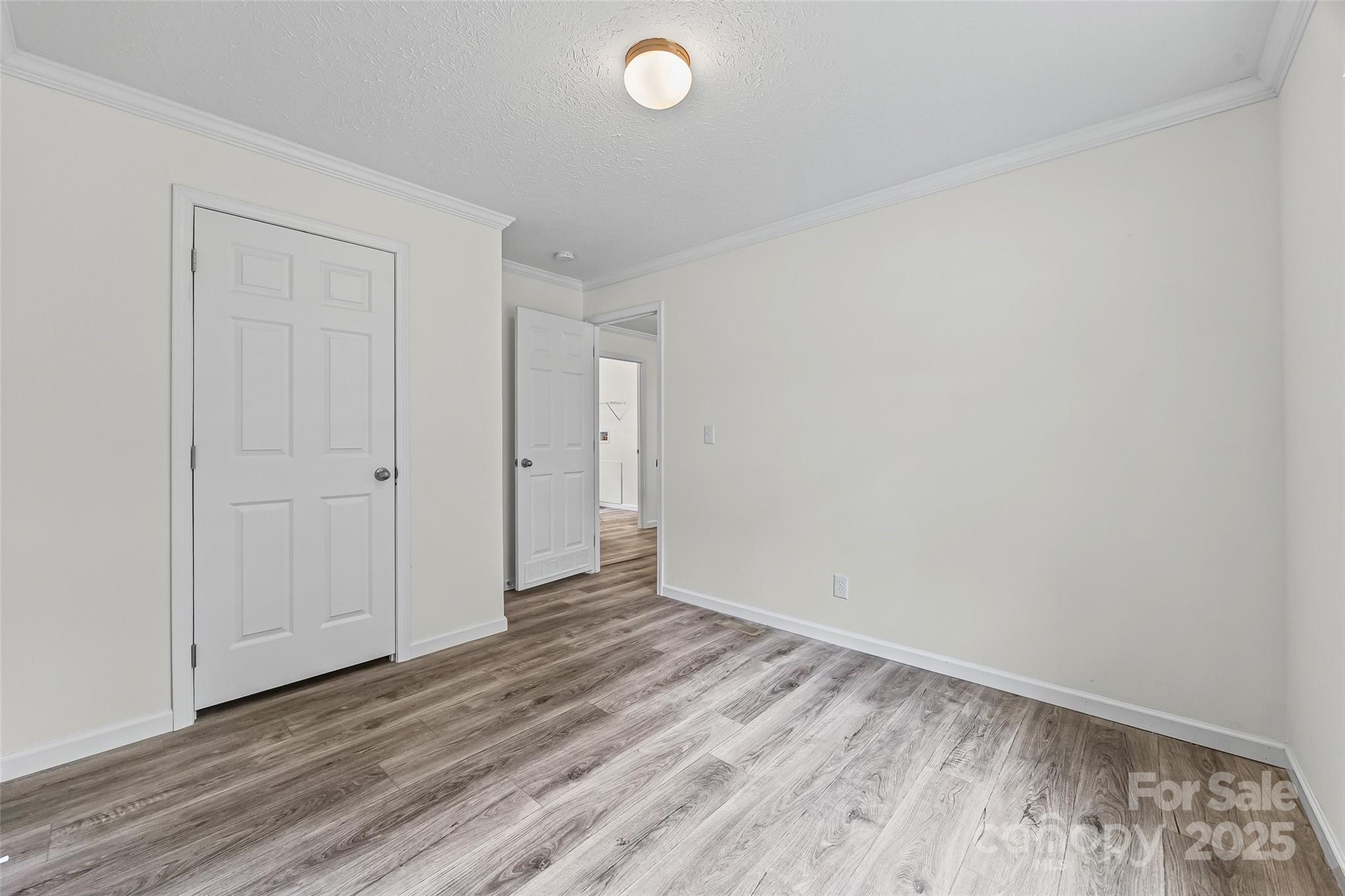 2025 Kisatchie Drive — Hickory Grove