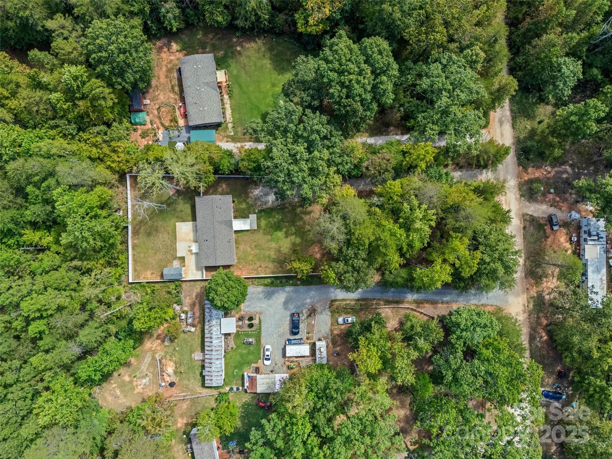2025 Kisatchie Drive — Hickory Grove