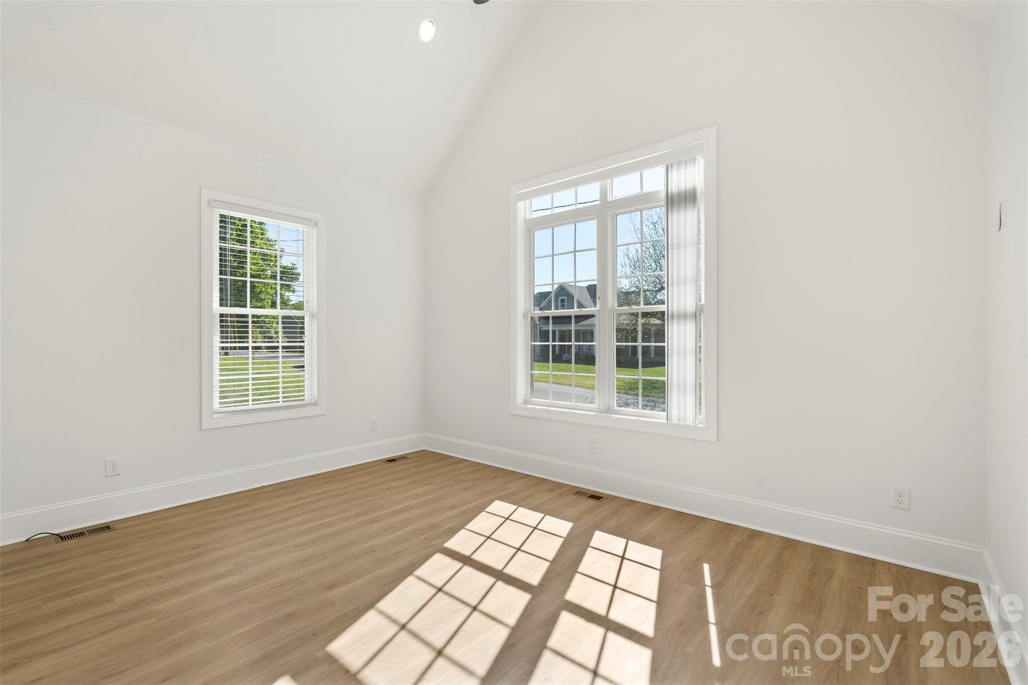 206 Montclair Drive — Locust