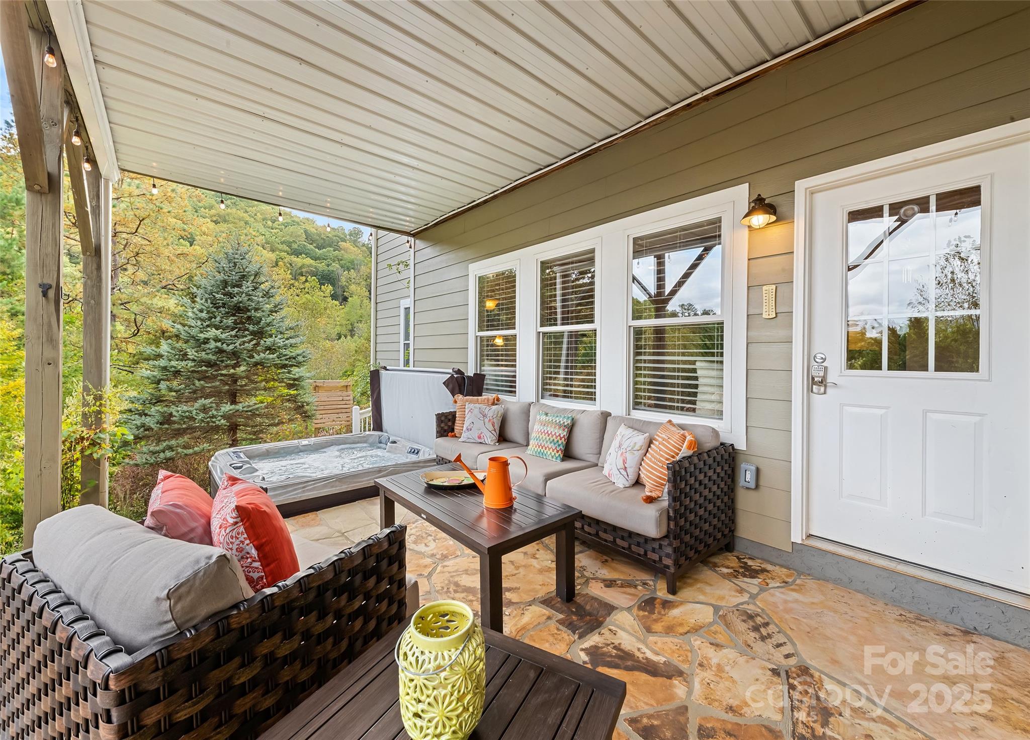 966 Coyote Hollow Road — Waynesville