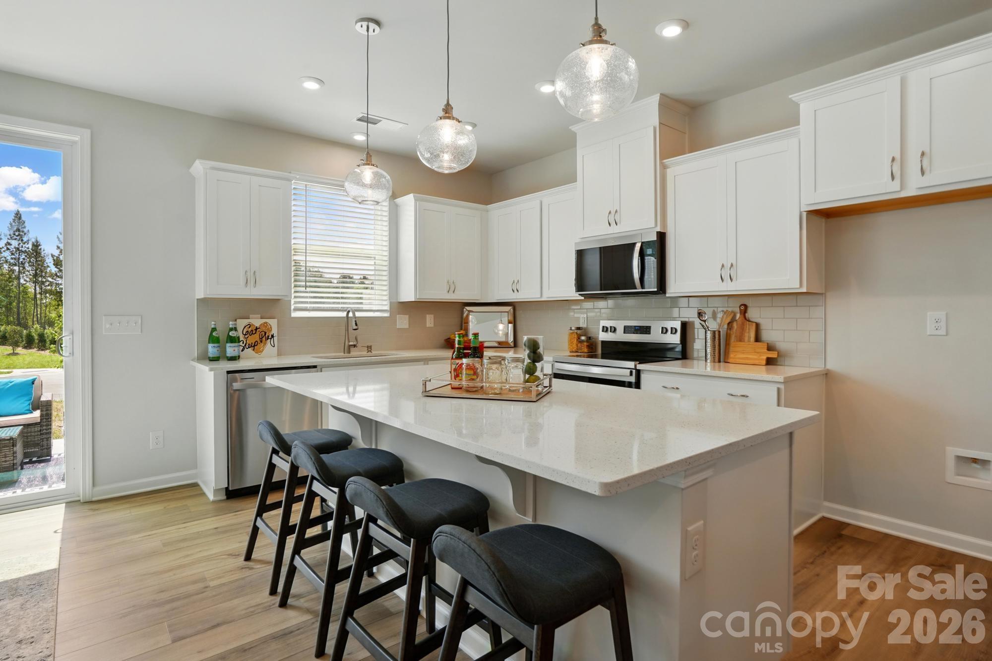 625 Cassidy Court — Clover