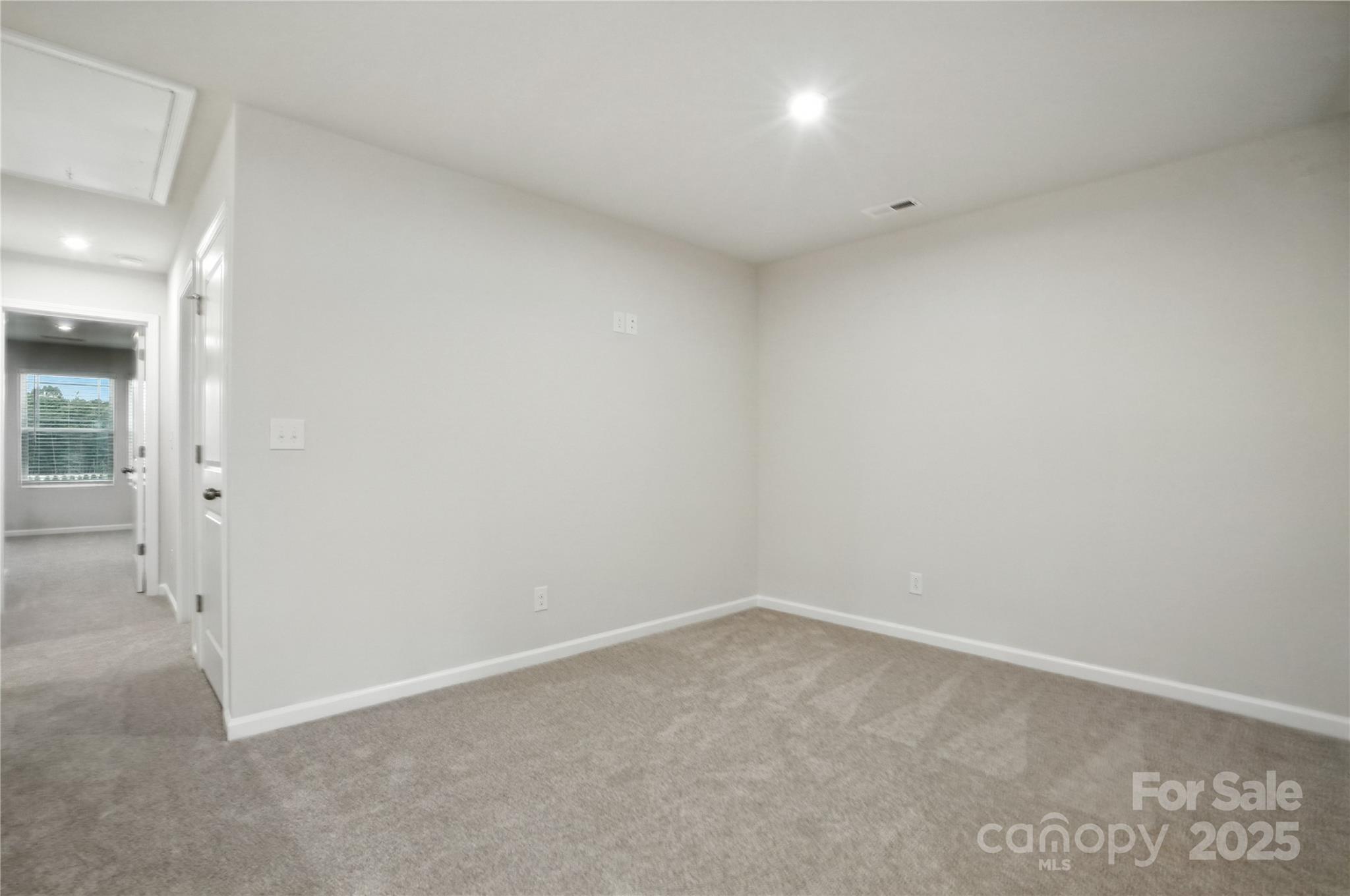 633 Cassidy Court — Clover