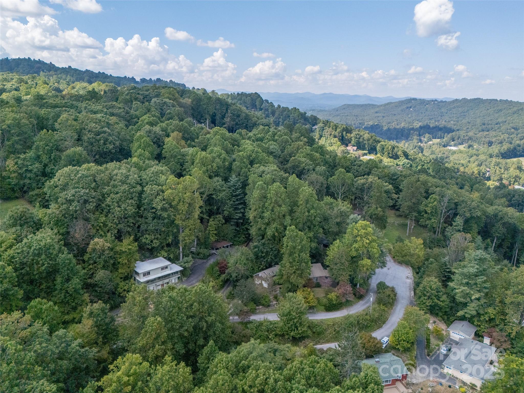 435 Upper Laurel Drive — Laurel Park