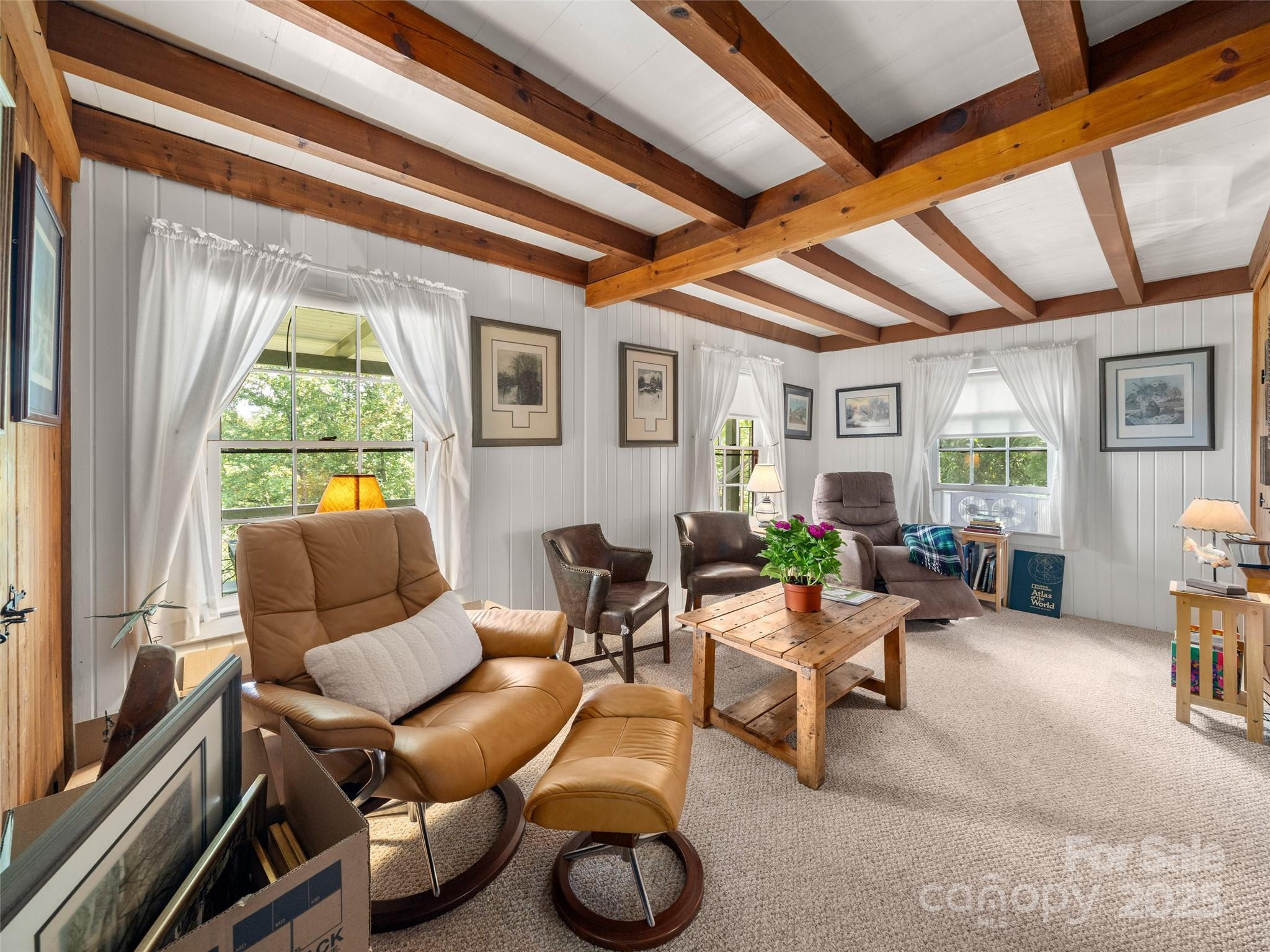 435 Upper Laurel Drive — Laurel Park