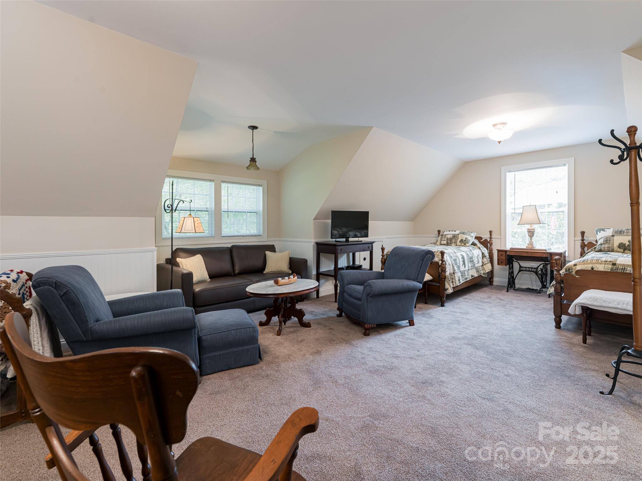 91 Carter Cove Road — Asheville