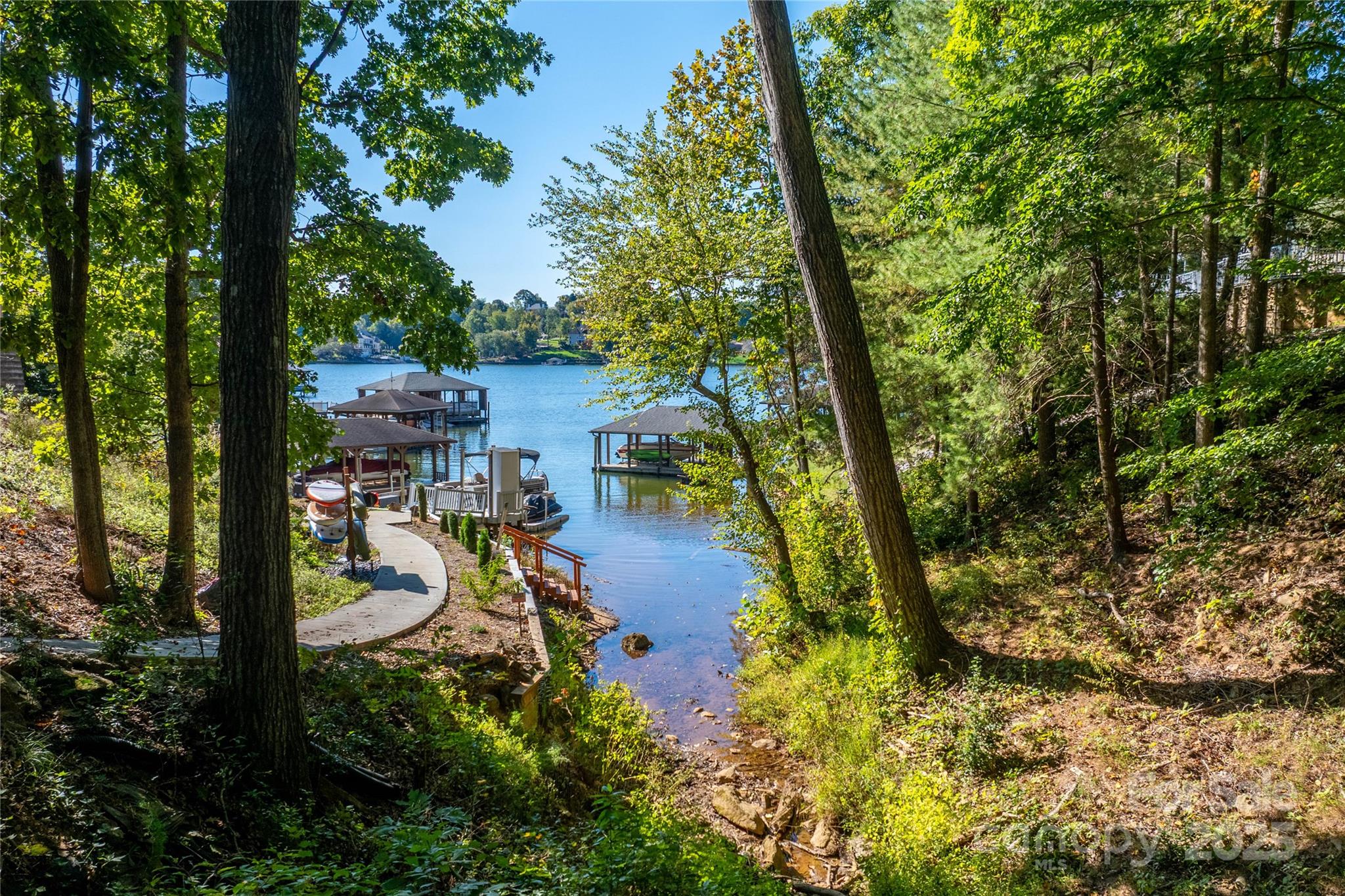 316 Players Ridge Road #lot 18 & 17 — Hickory