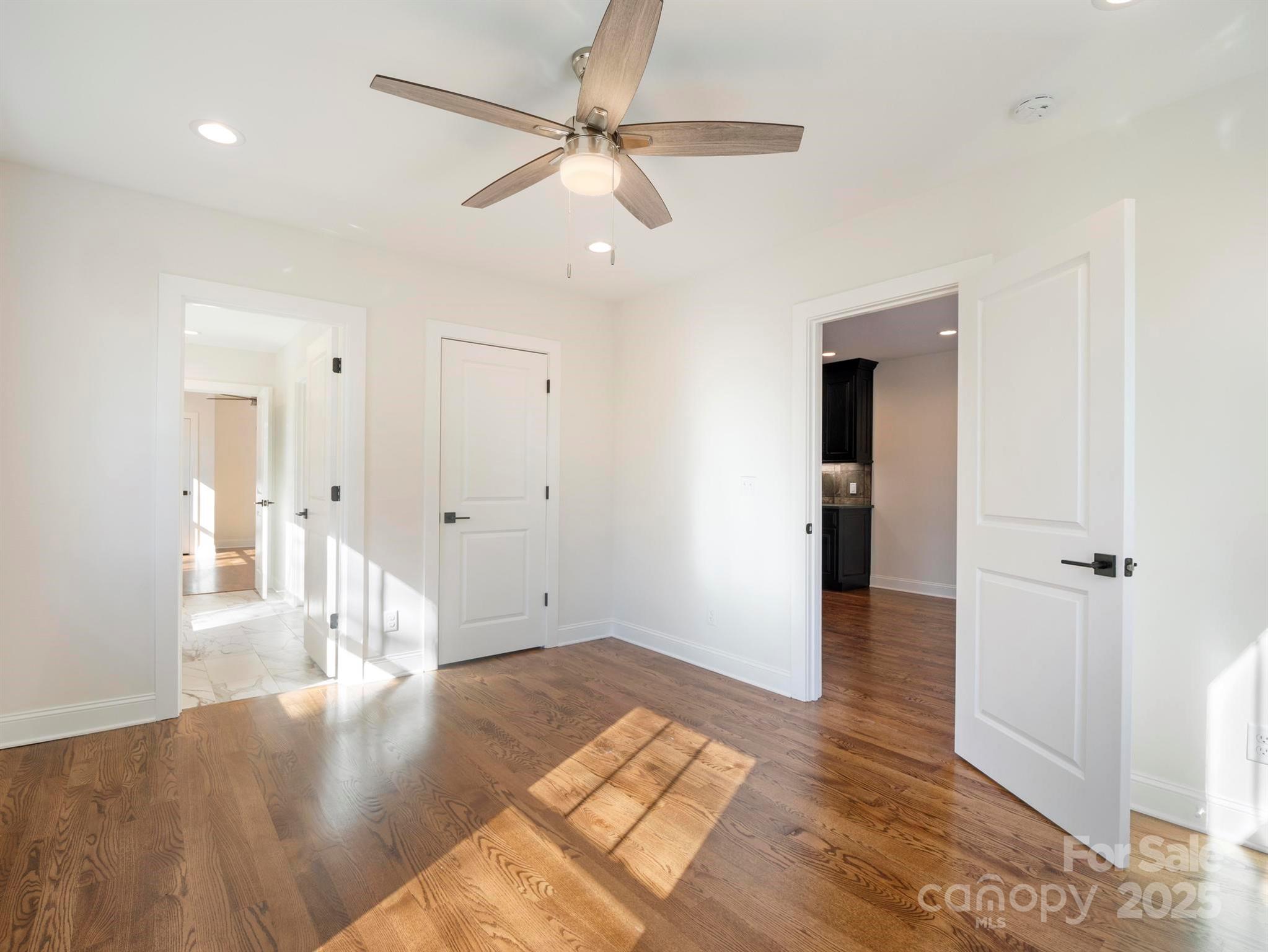 100 Gilbert Road — Columbus