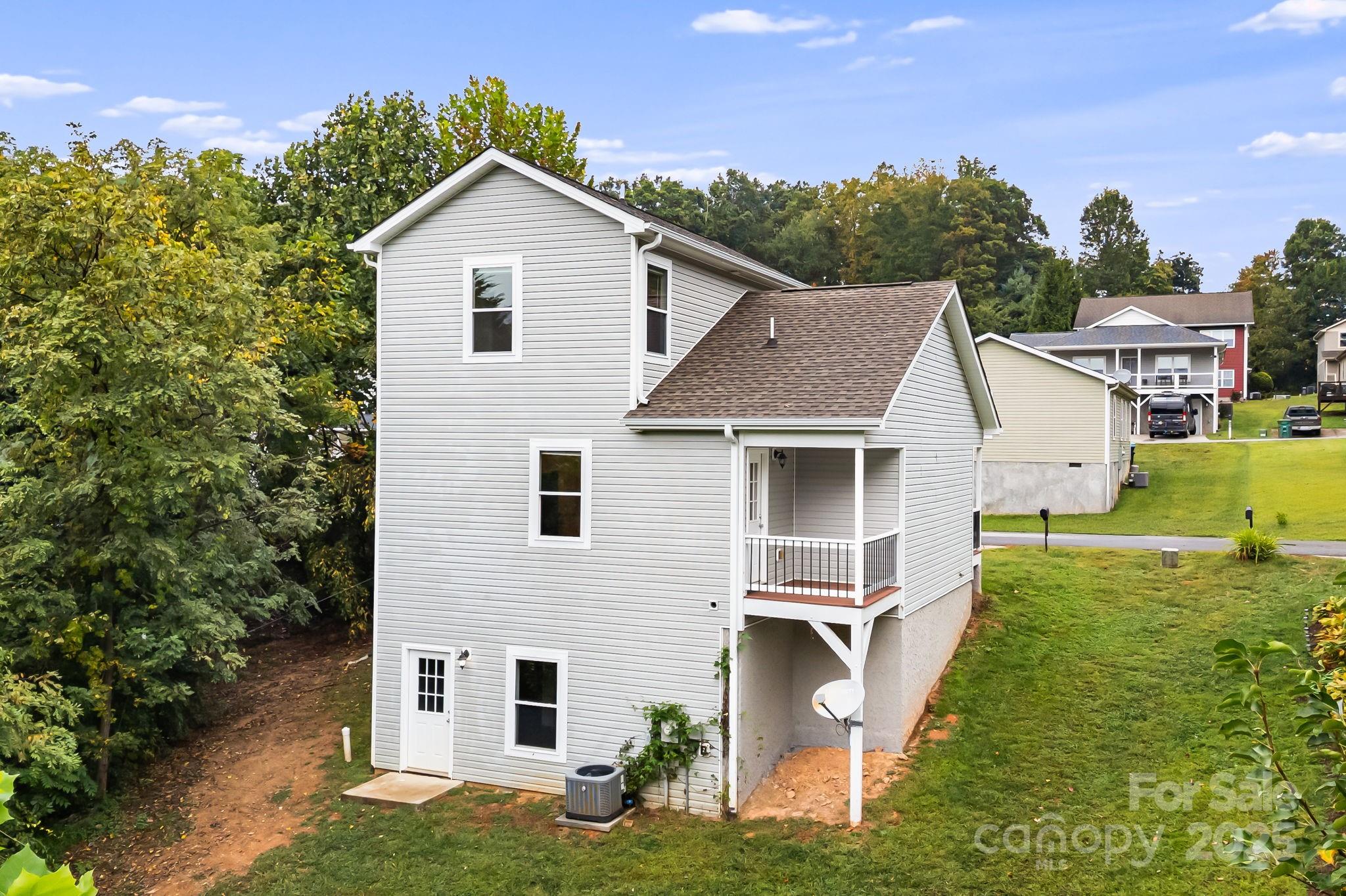 1 Red Clover Drive — Candler