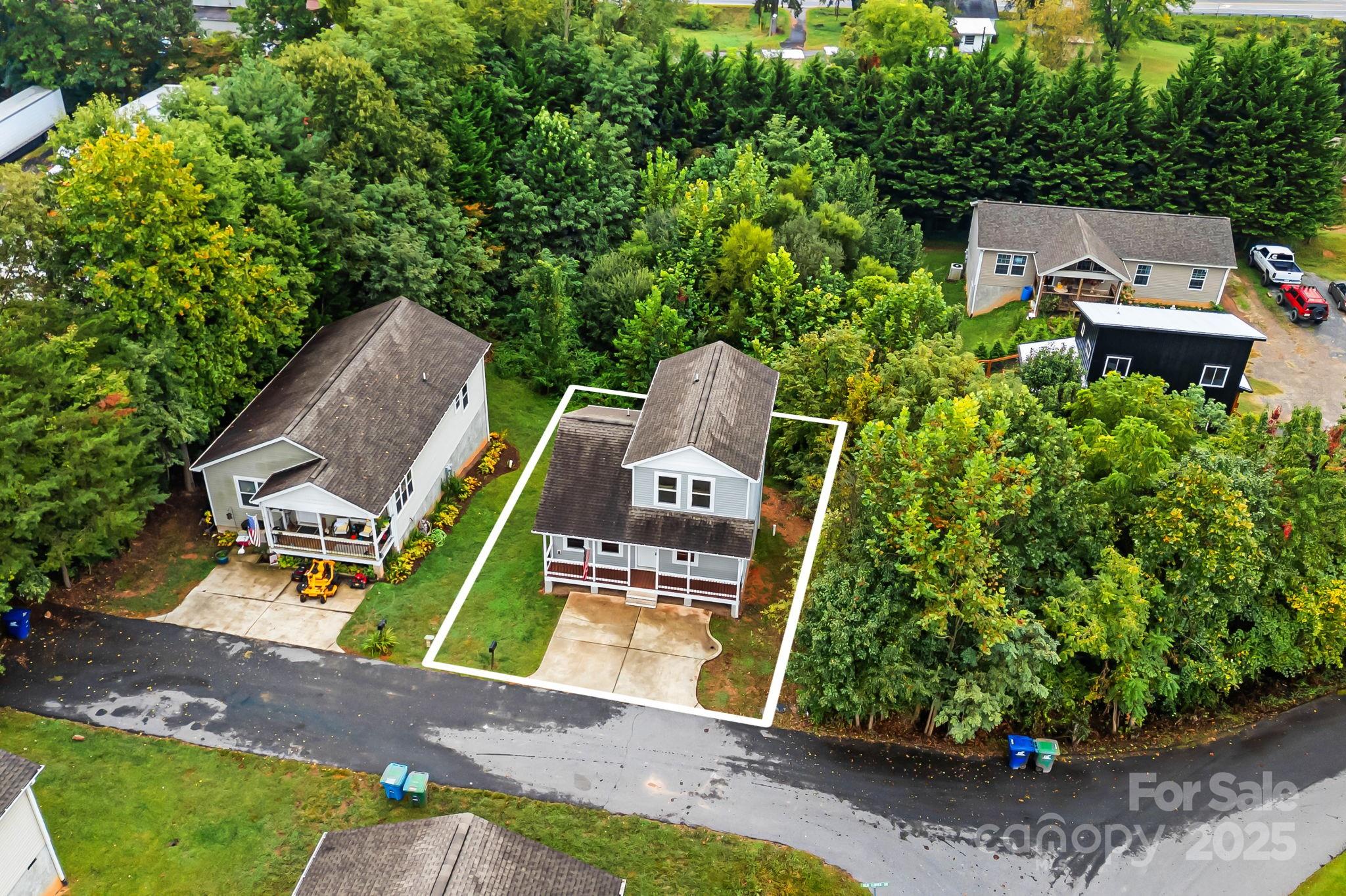 1 Red Clover Drive — Candler