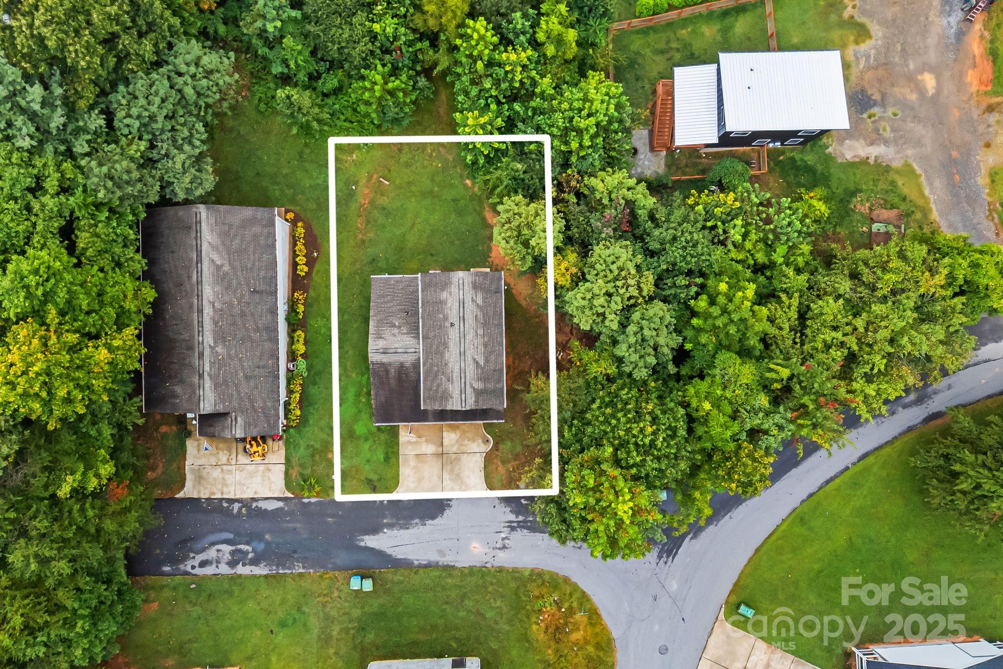 1 Red Clover Drive — Candler