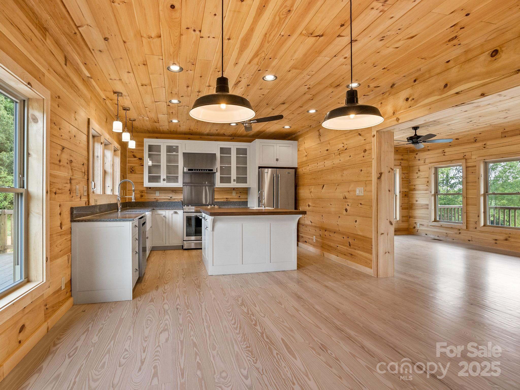 185 Robinson Acres Lane — Rutherfordton