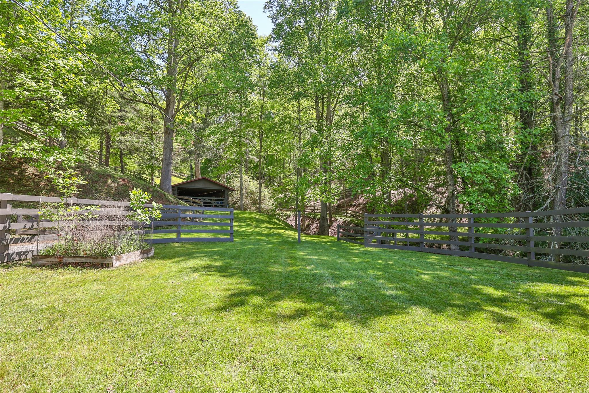 1283 Leafstone Circle — Sylva