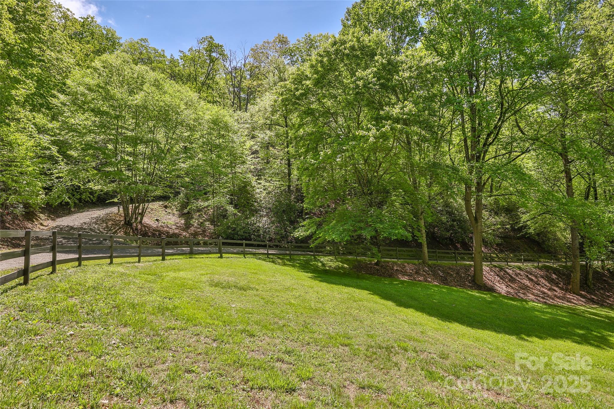 1283 Leafstone Circle — Sylva