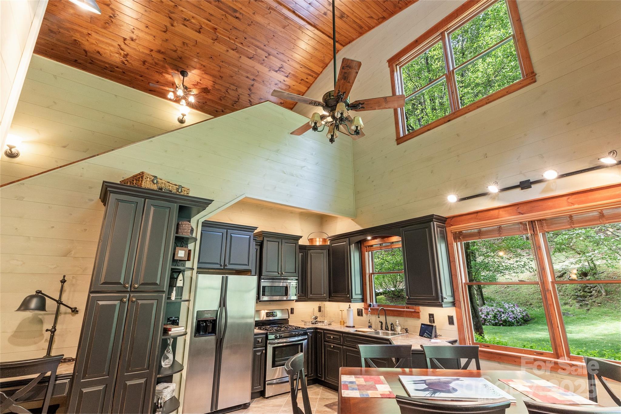 1283 Leafstone Circle — Sylva