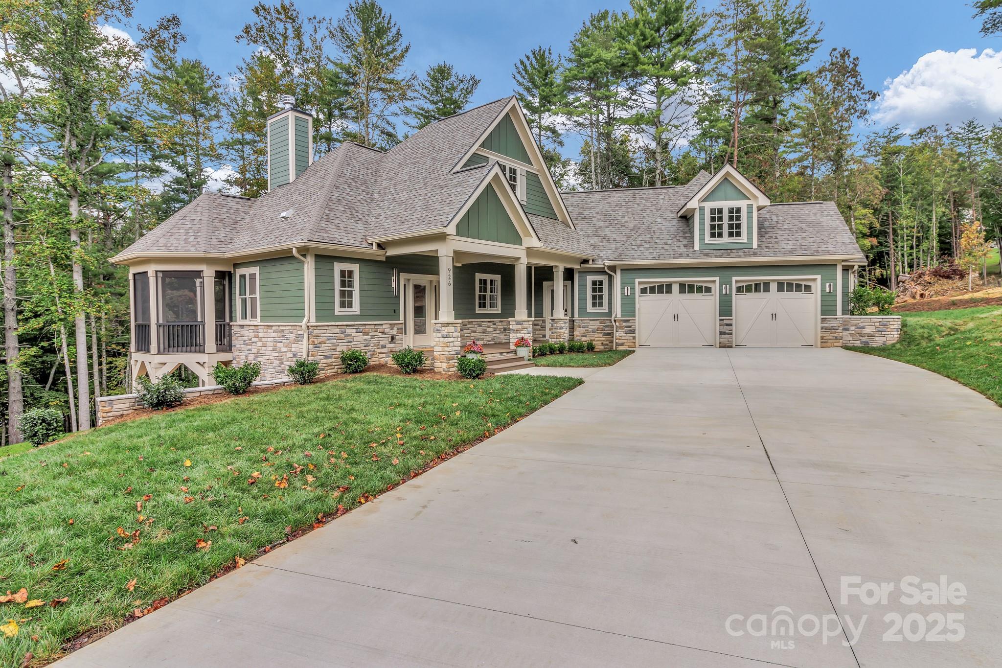 926 Settlers Trail — Mars Hill
