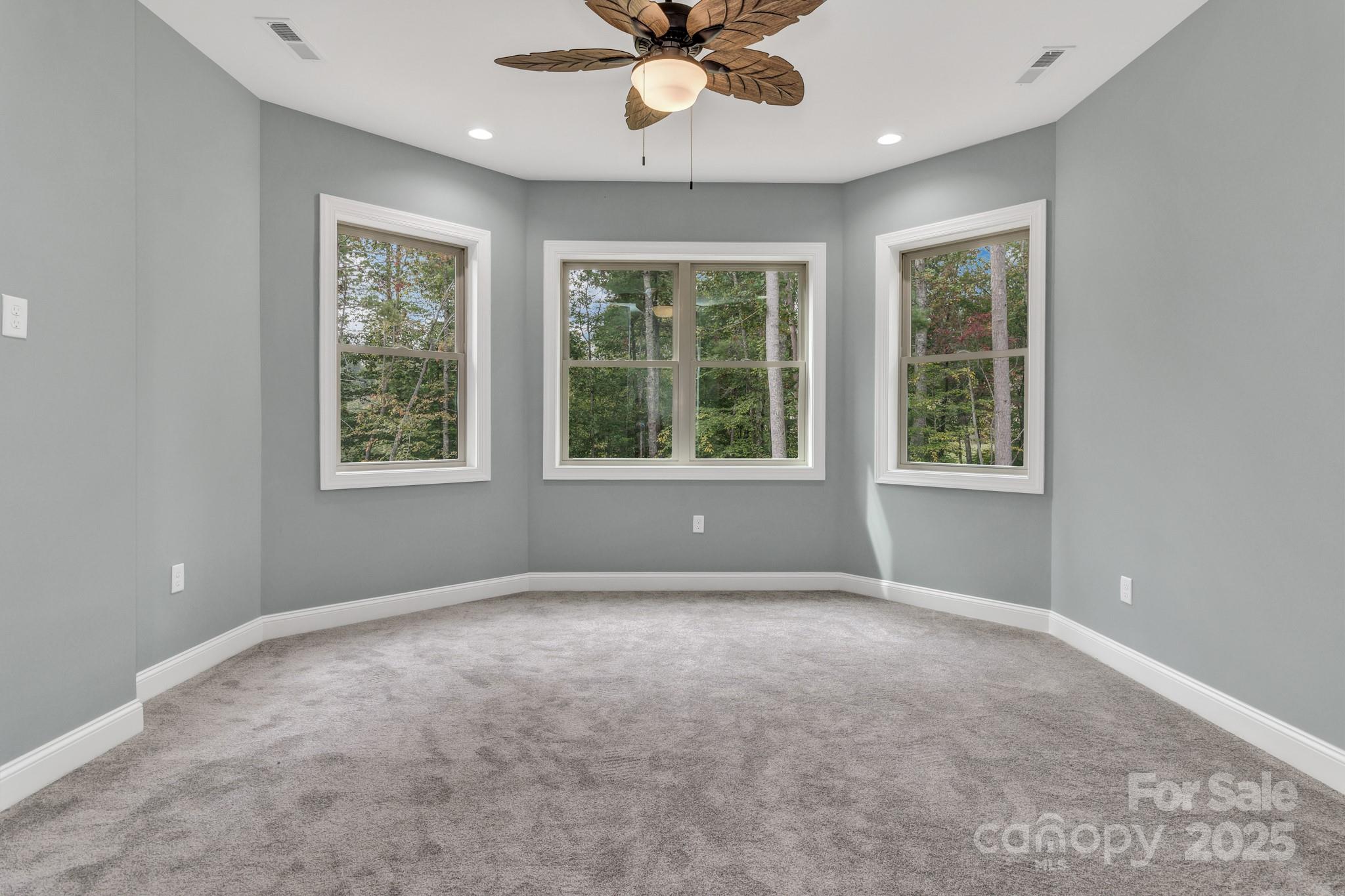 926 Settlers Trail — Mars Hill
