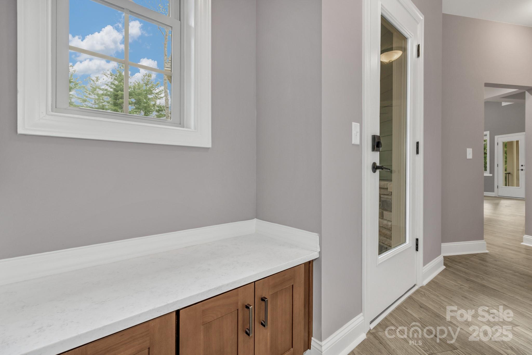 926 Settlers Trail — Mars Hill