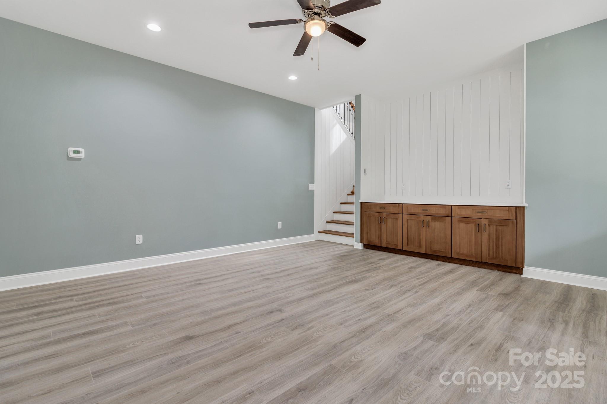 926 Settlers Trail — Mars Hill