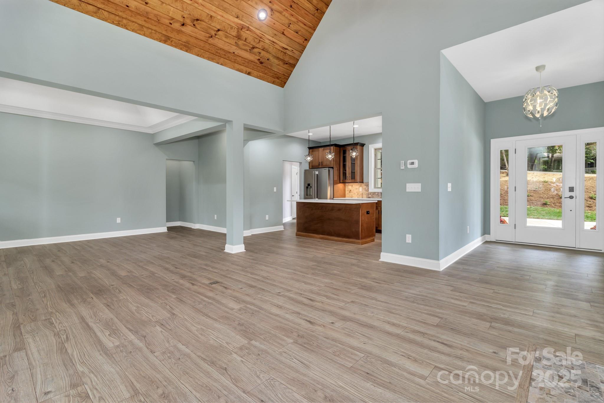 926 Settlers Trail — Mars Hill