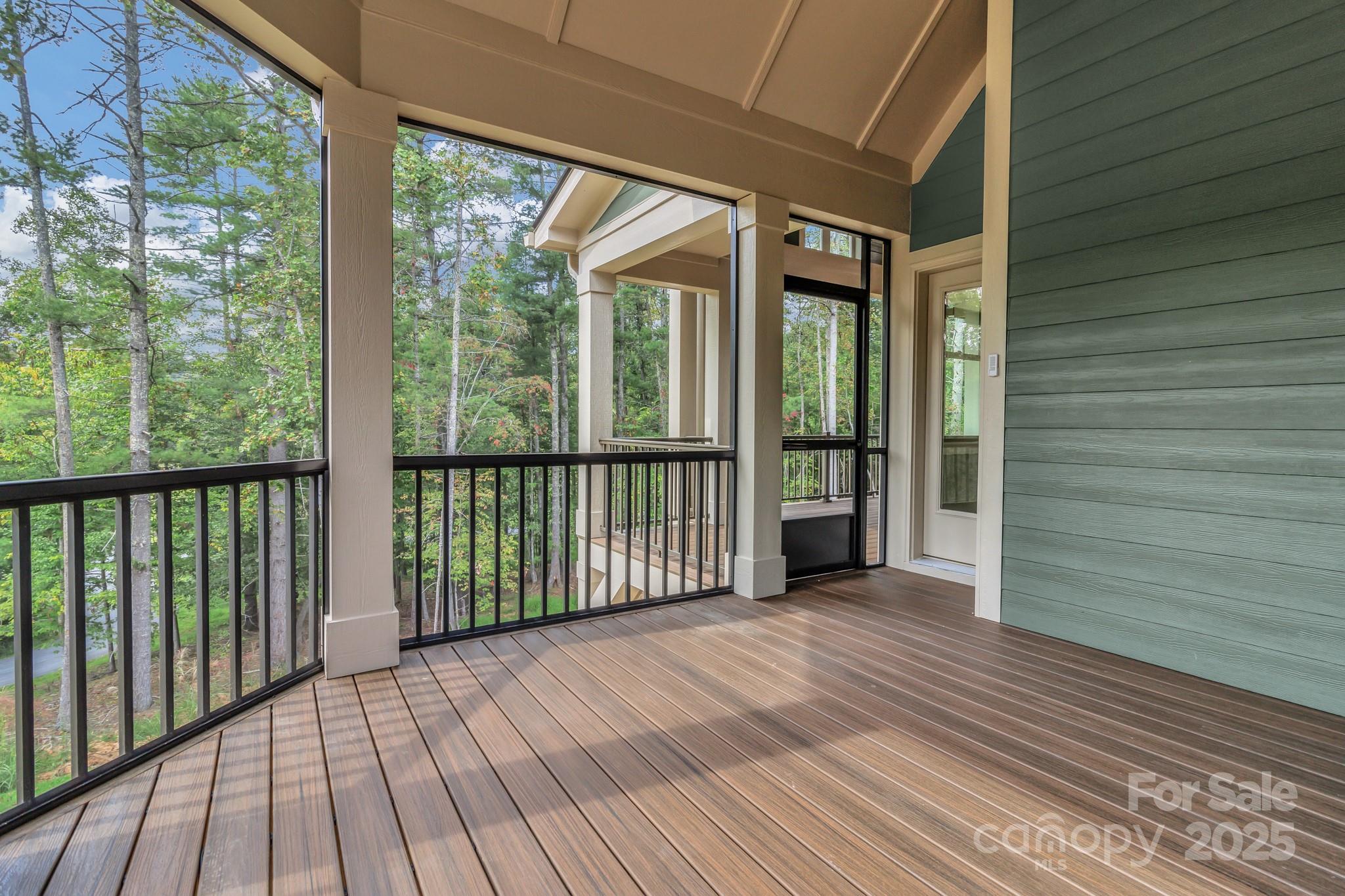 926 Settlers Trail — Mars Hill