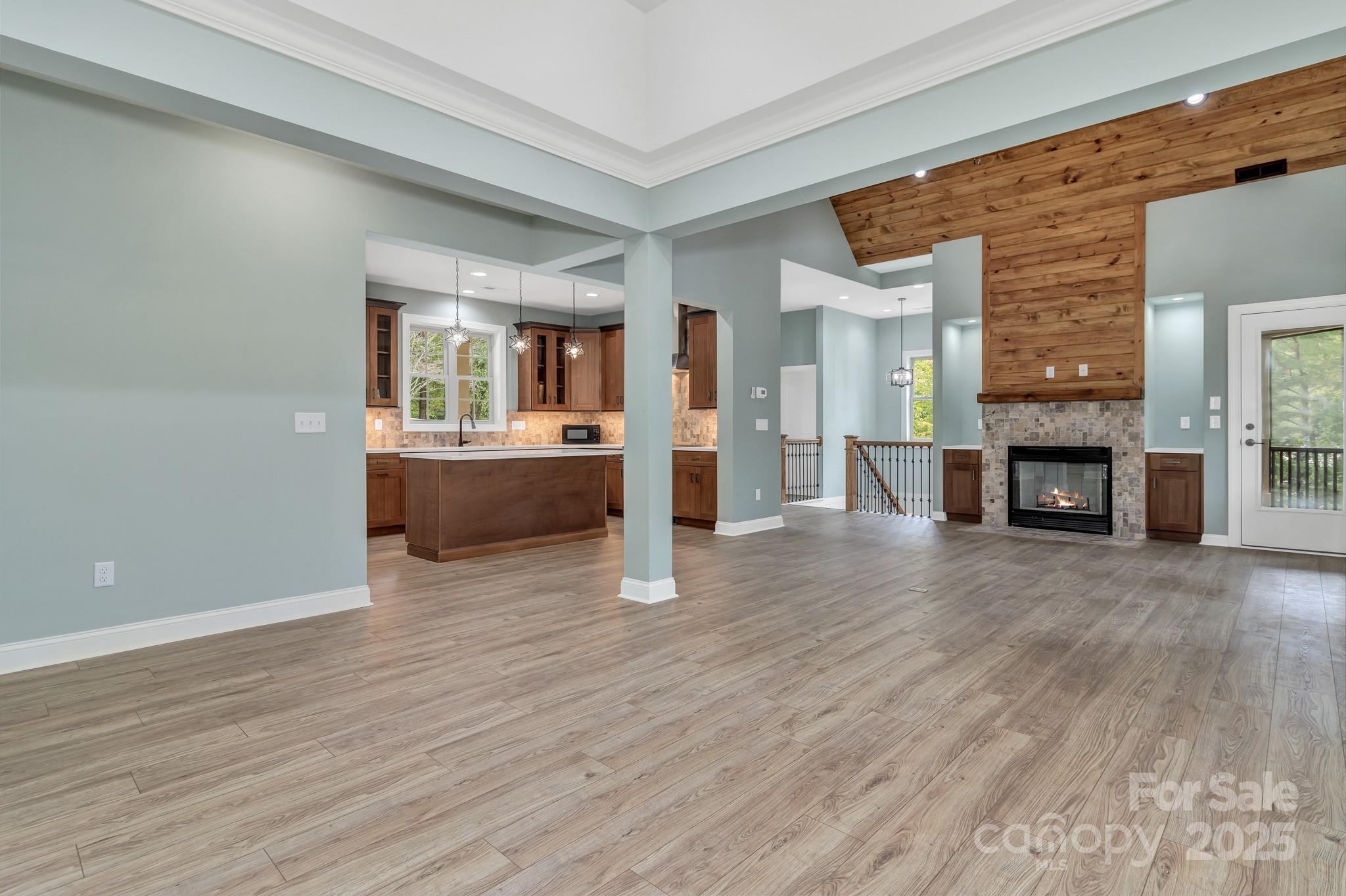 926 Settlers Trail — Mars Hill