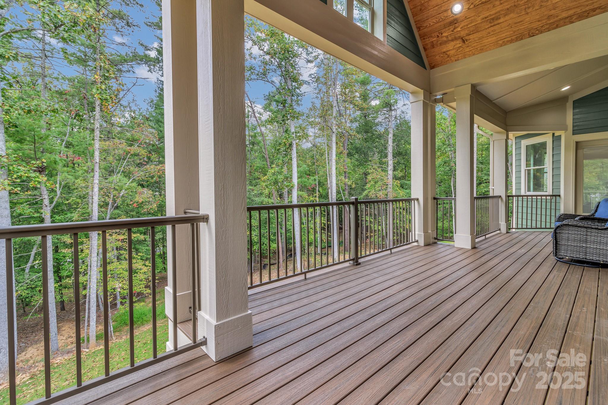 926 Settlers Trail — Mars Hill