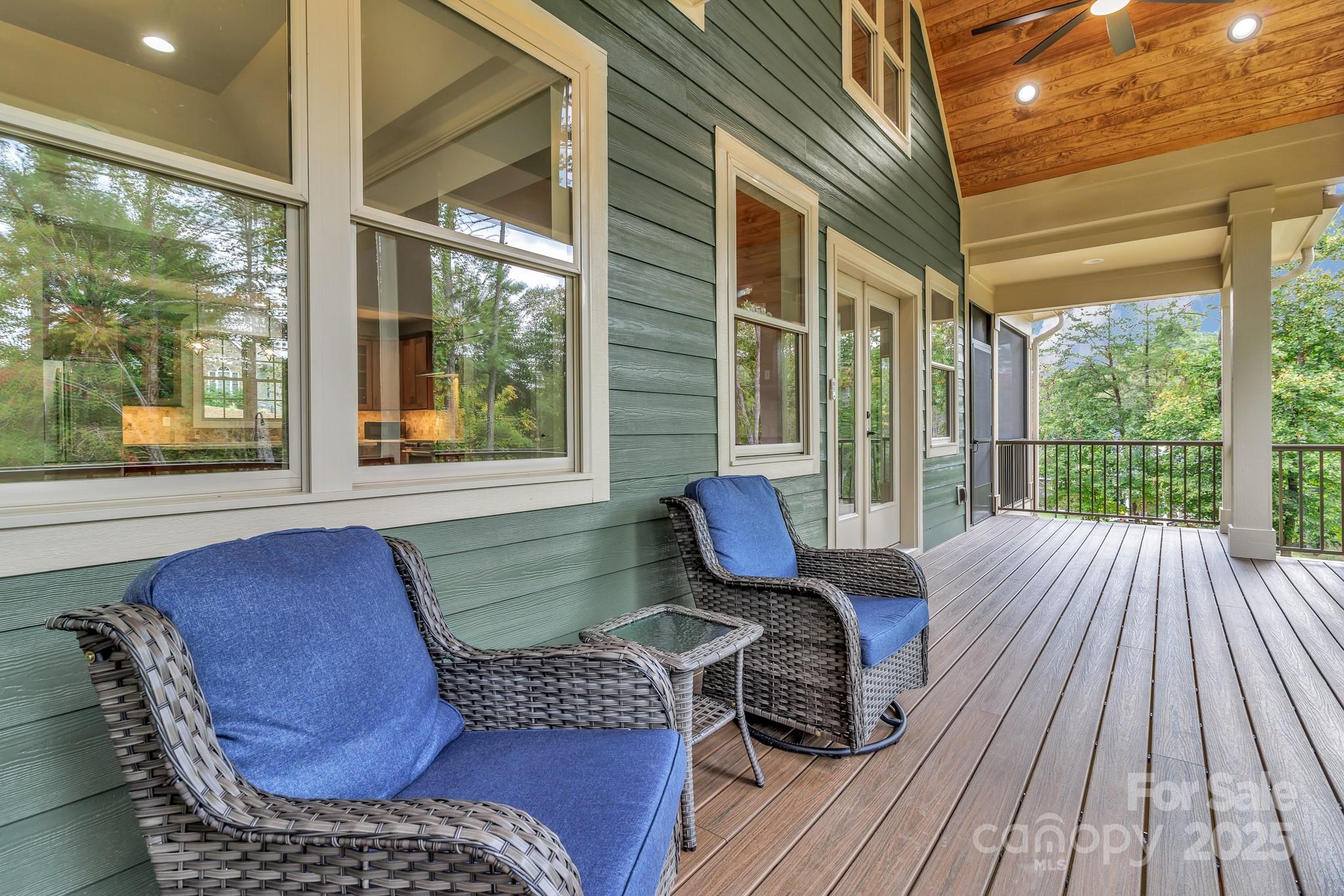 926 Settlers Trail — Mars Hill