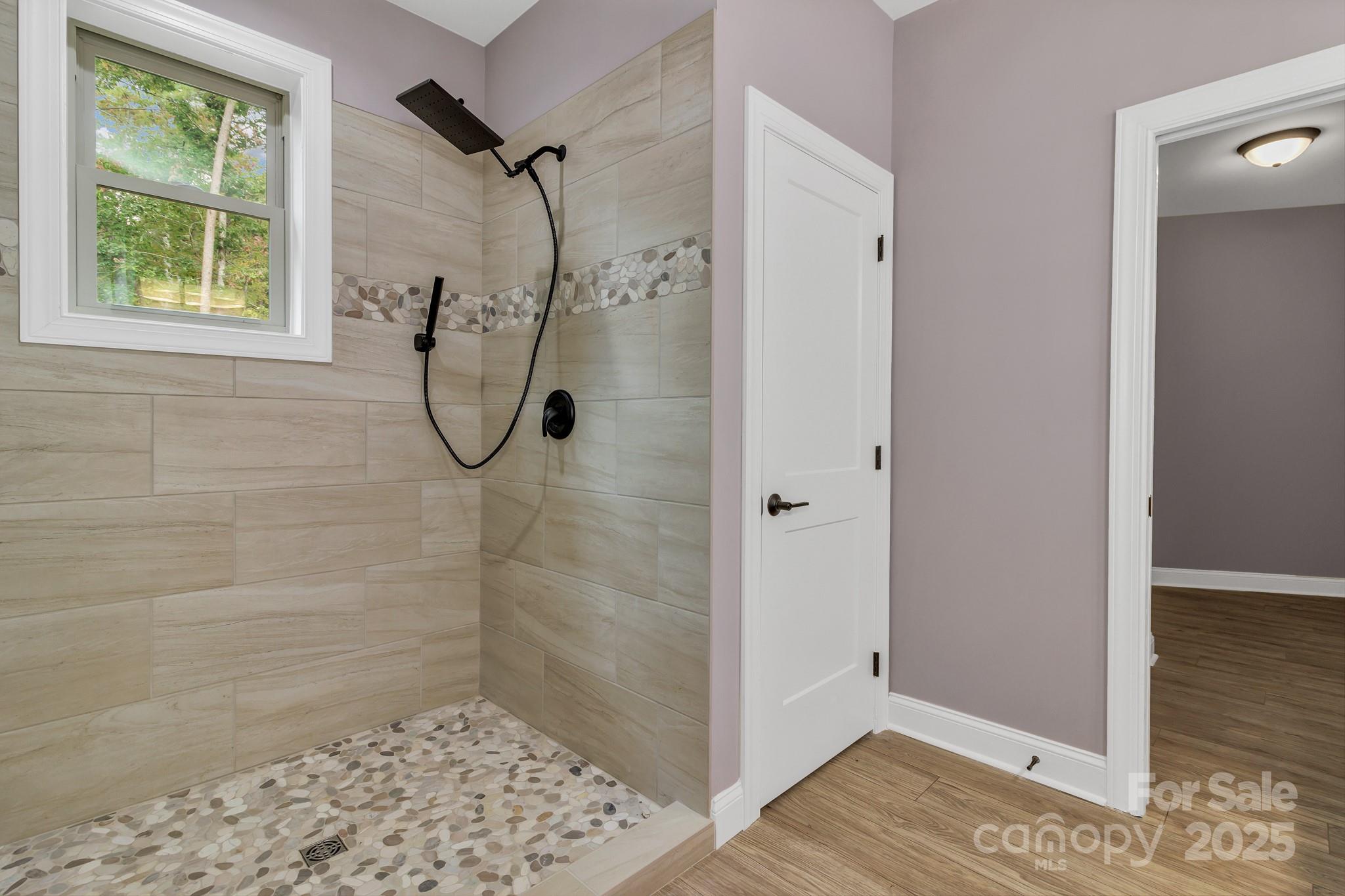 926 Settlers Trail — Mars Hill