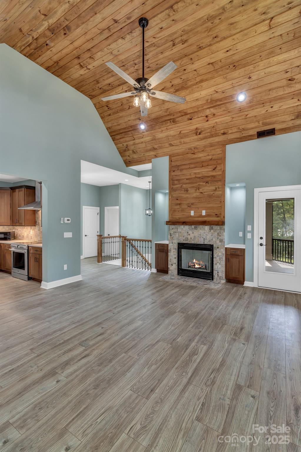 926 Settlers Trail — Mars Hill