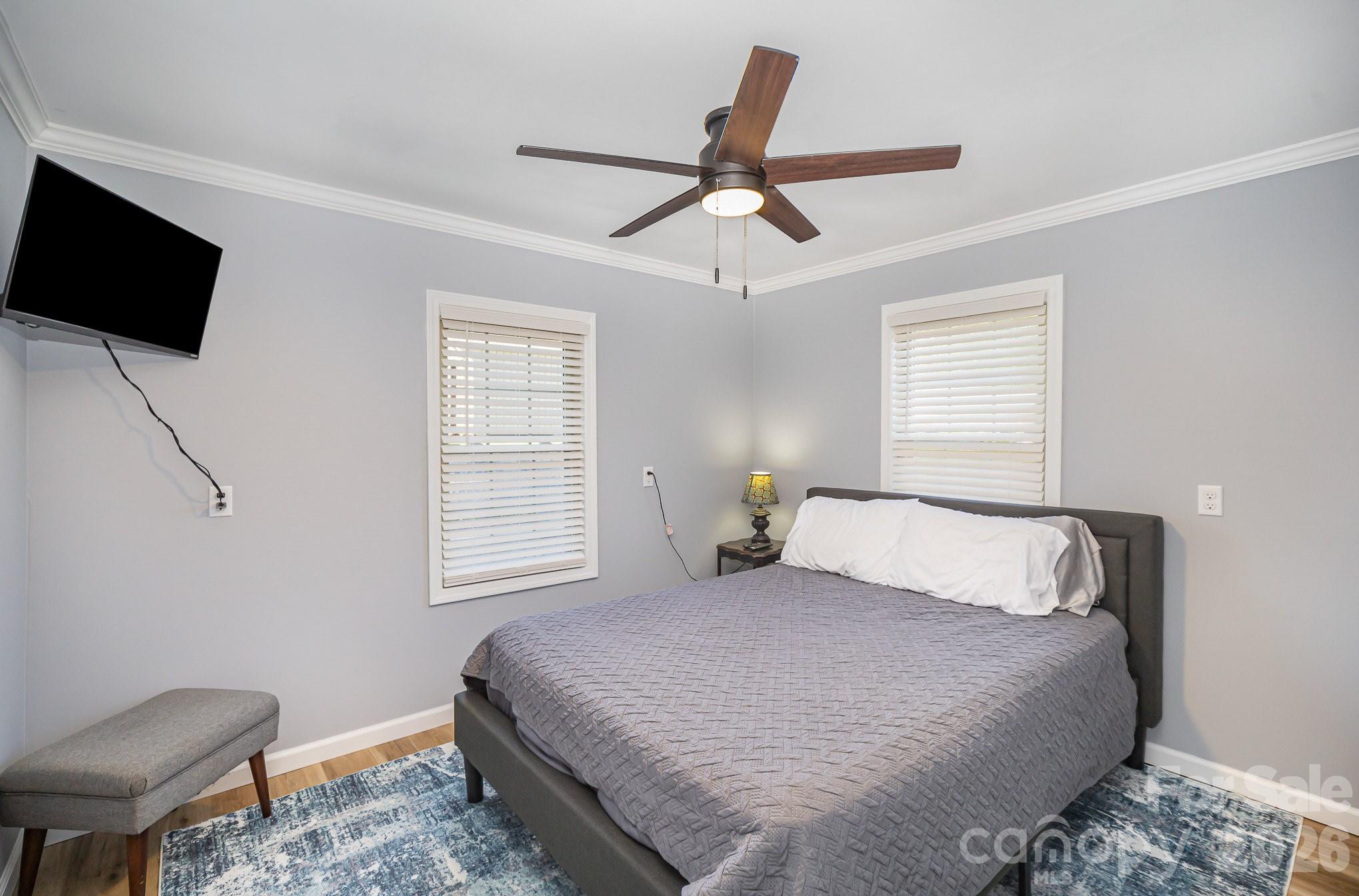 1435 Panther Point Road — Richfield